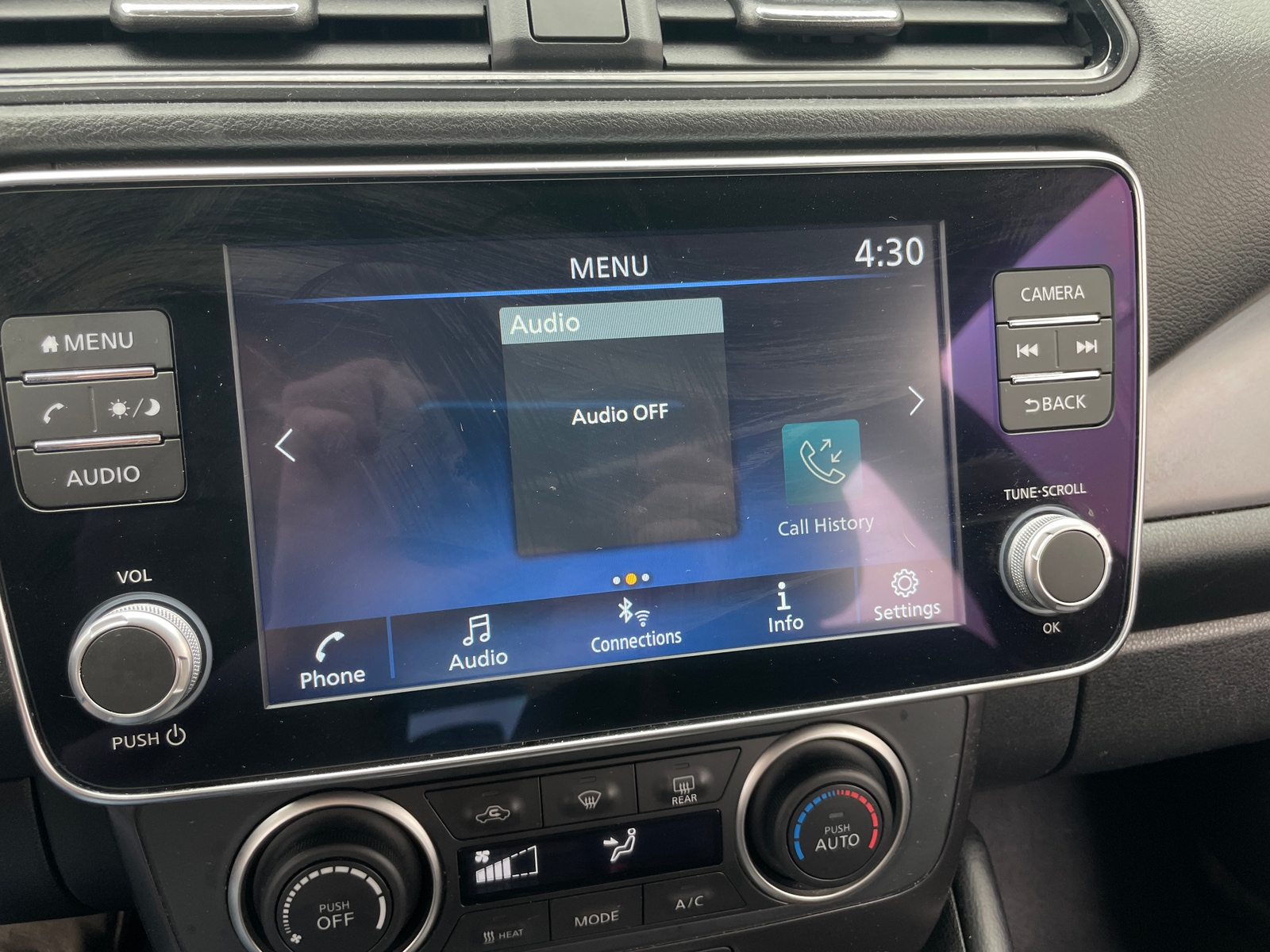Thumbnail: 2024 Nissan Leaf - 4