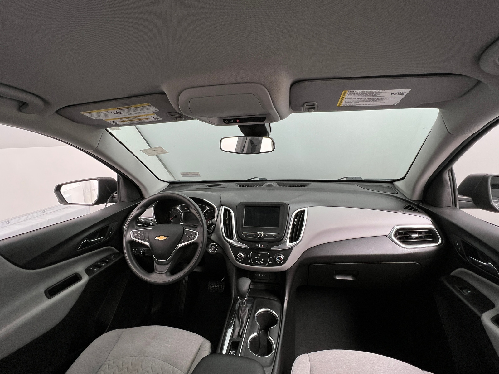 Thumbnail: 2022 Chevrolet Equinox - 3