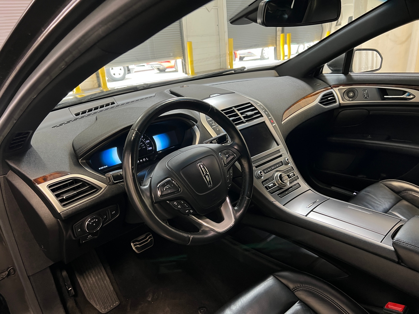 Thumbnail: 2019 Lincoln MKZ - 2