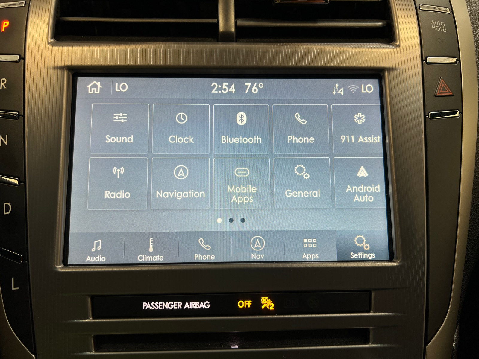 Thumbnail: 2019 Lincoln MKZ - 3