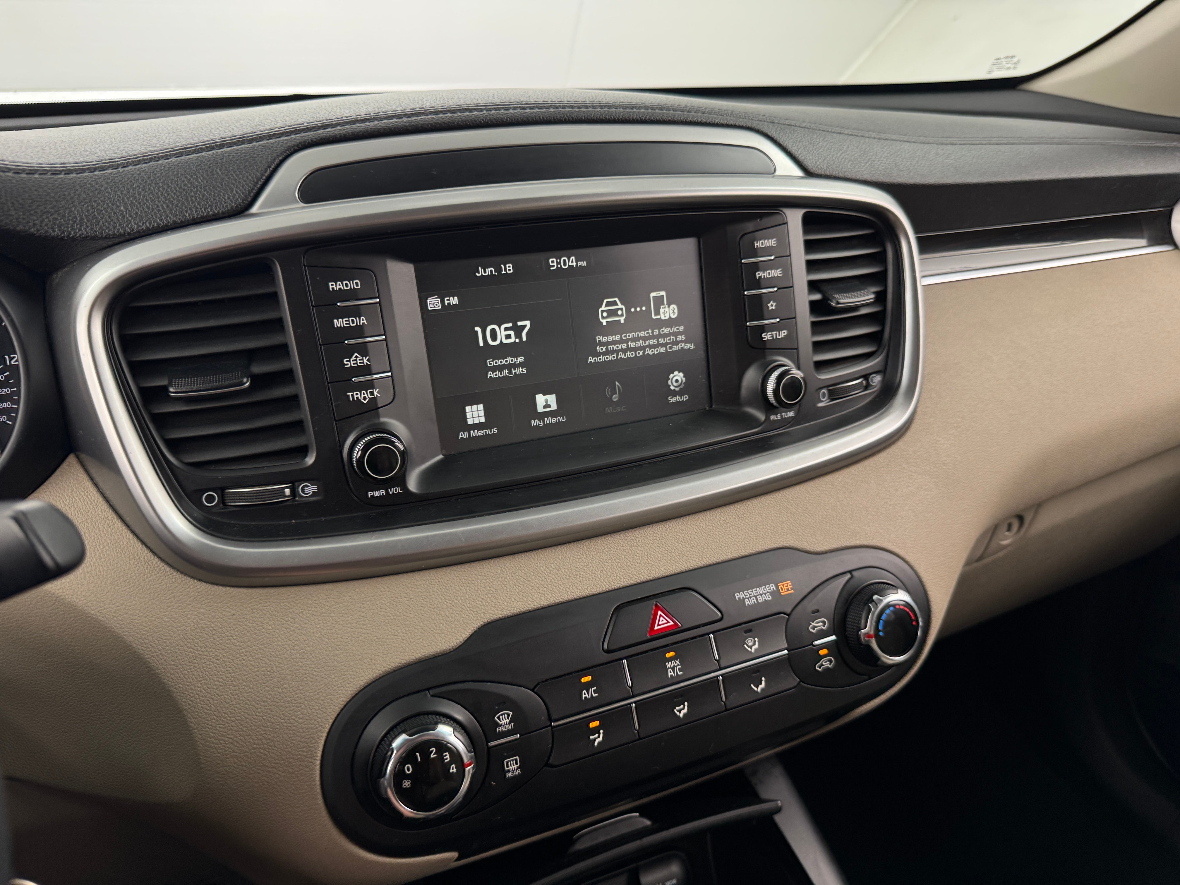 2019 Kia Sorento LX 4