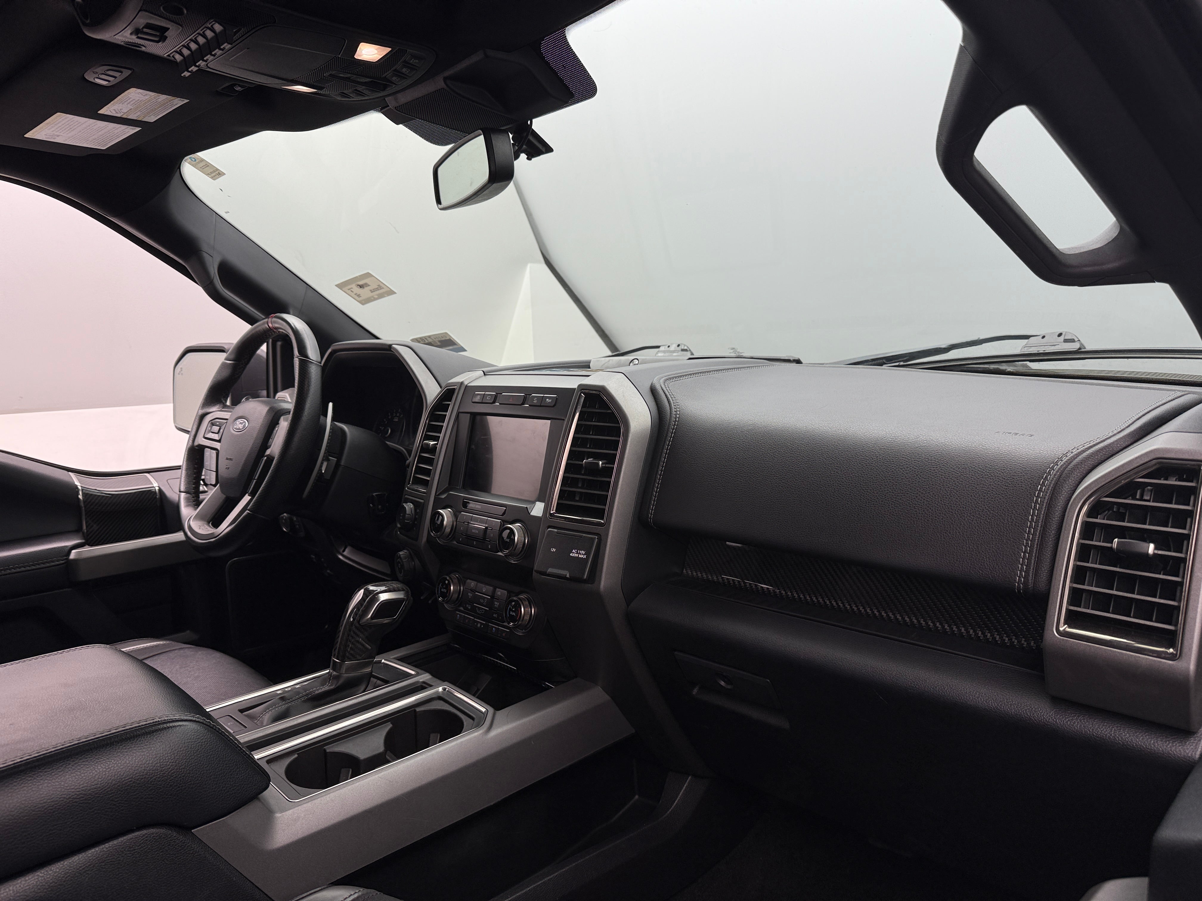 Thumbnail: 2019 Ford Econoline - 3