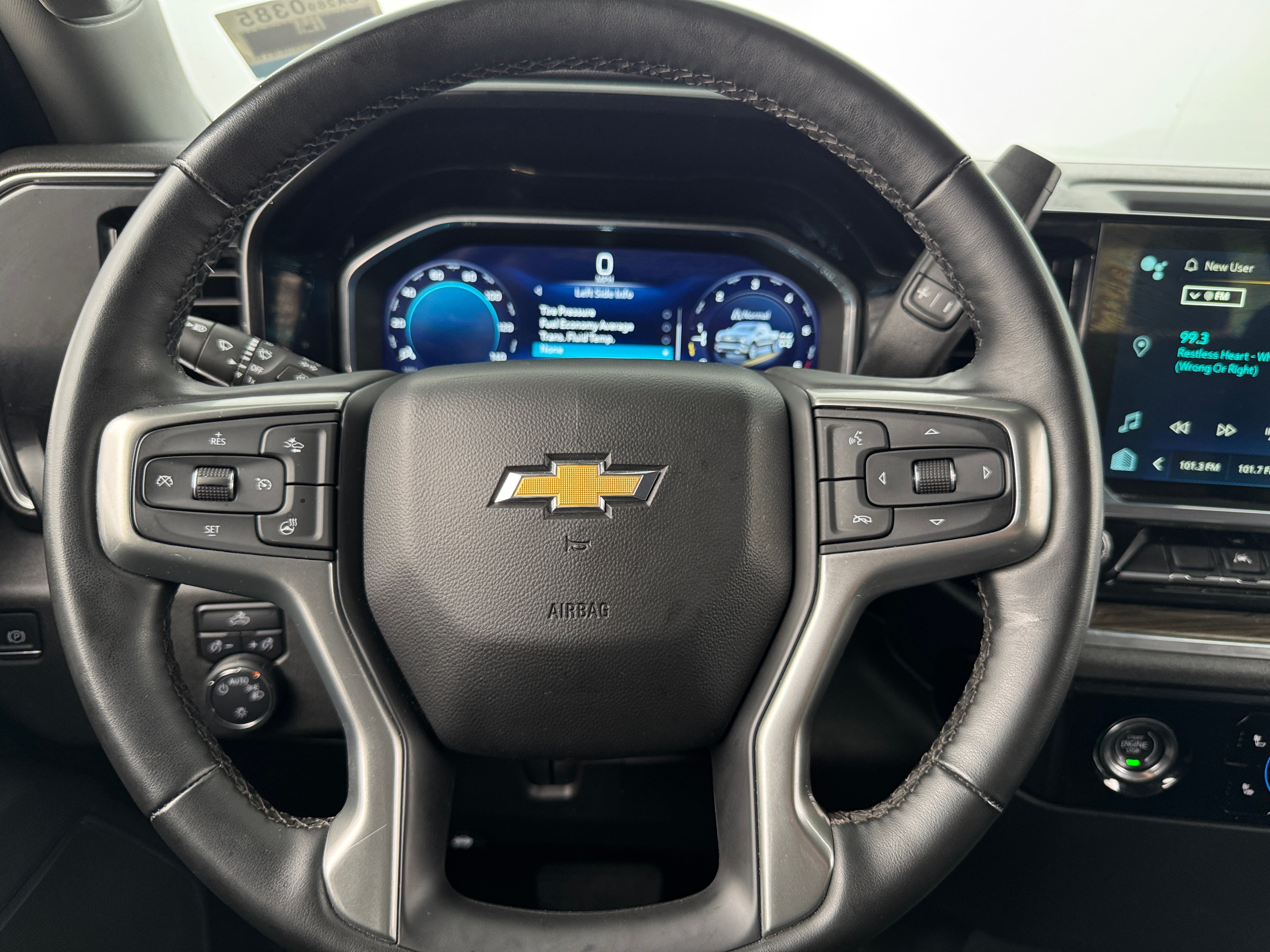 Thumbnail: 2023 Chevrolet Silverado 1500 - 5