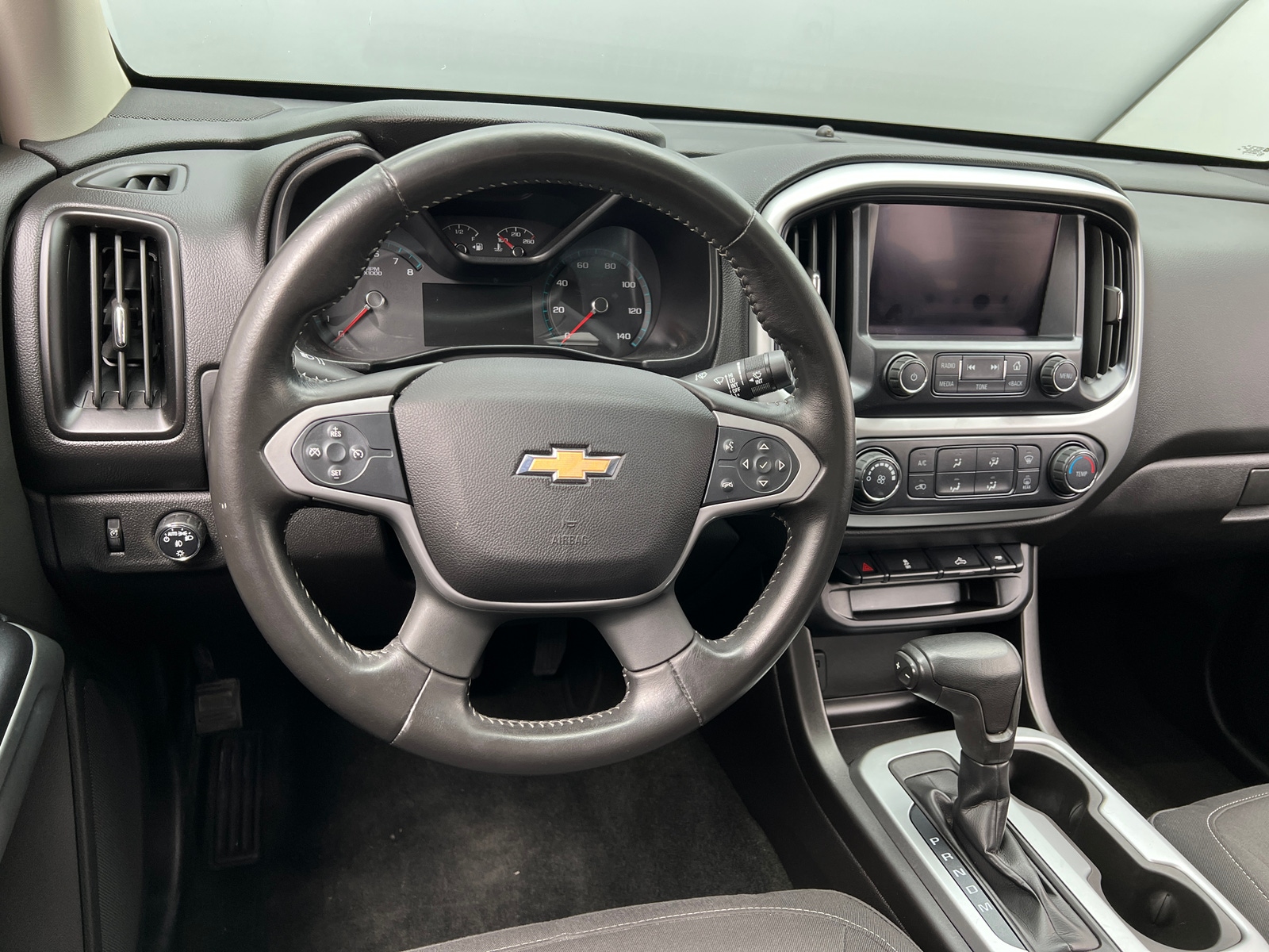 Thumbnail: 2016 Chevrolet Colorado - 5