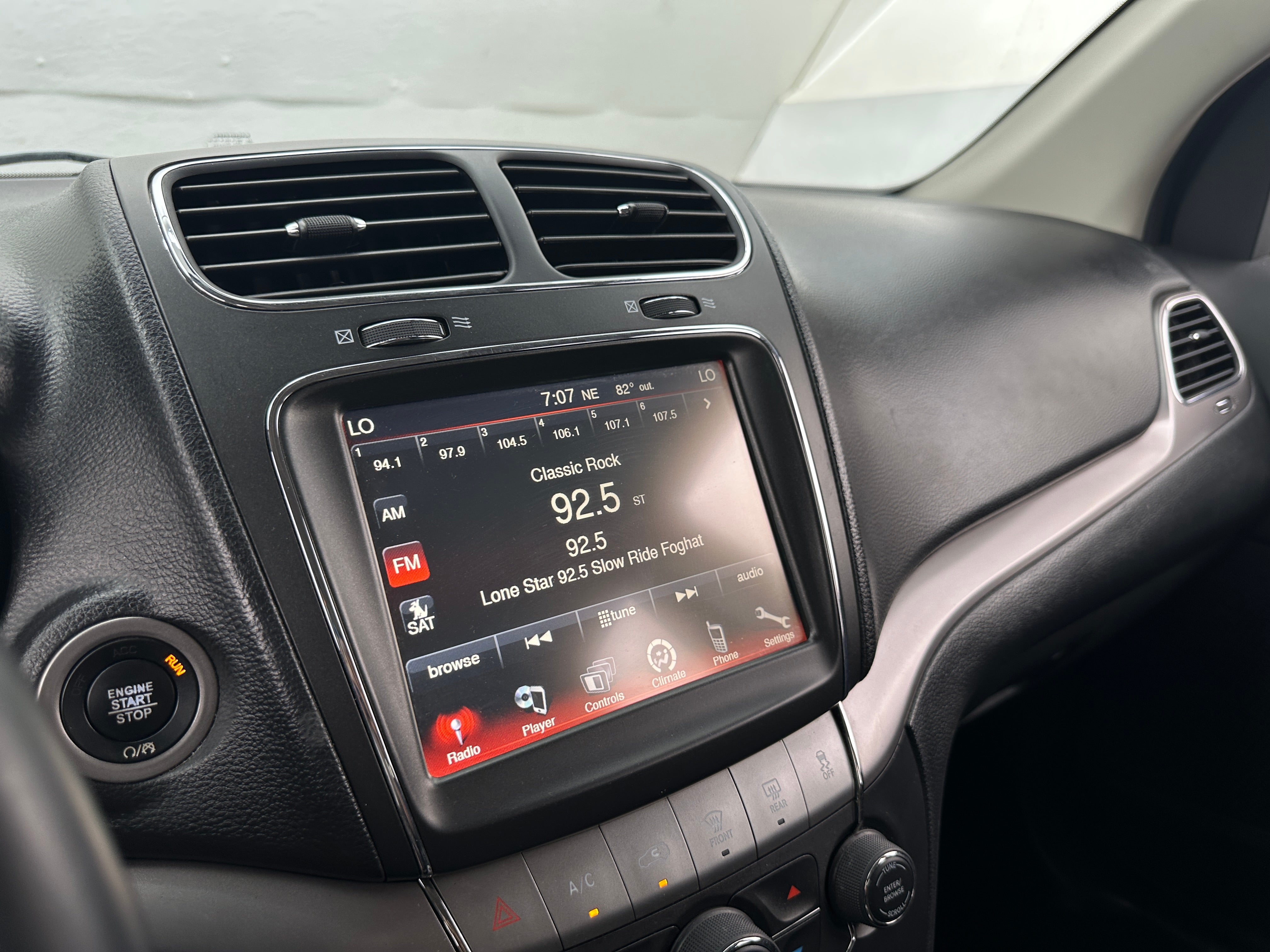 Thumbnail: 2018 Dodge Journey - 3