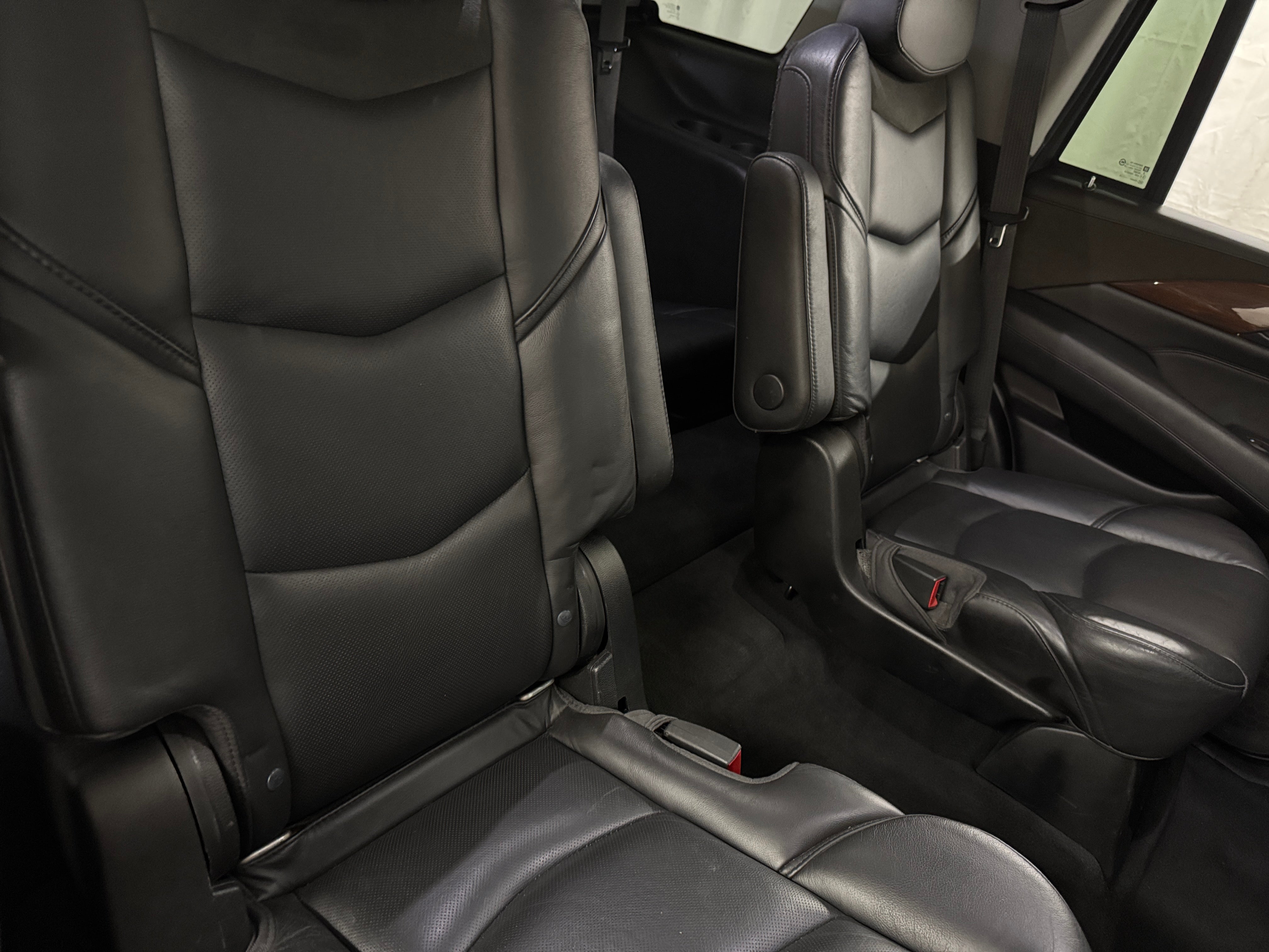 Thumbnail: 2018 Cadillac Escalade - 5