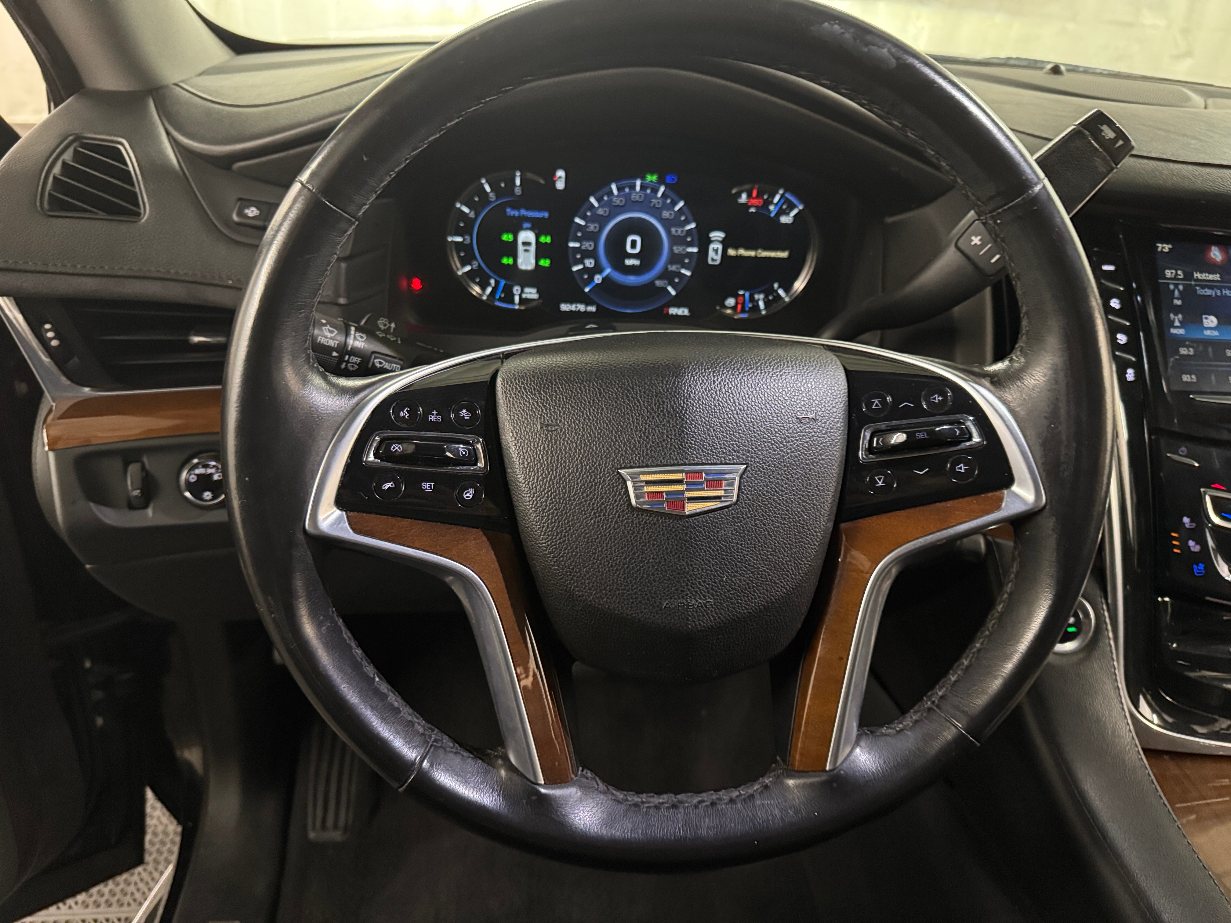 Thumbnail: 2018 Cadillac Escalade - 4