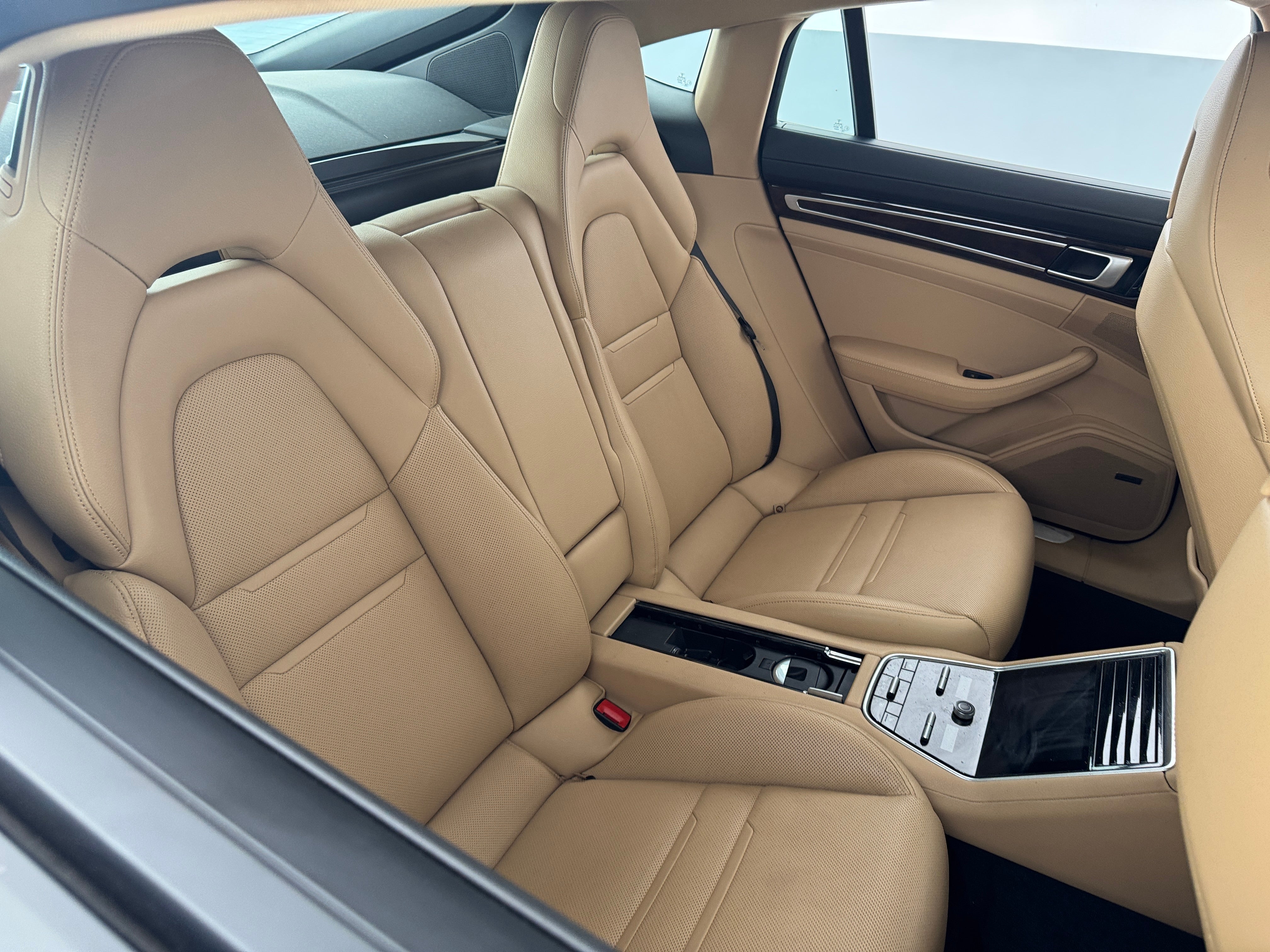 Thumbnail: 2018 Porsche Panamera - 5