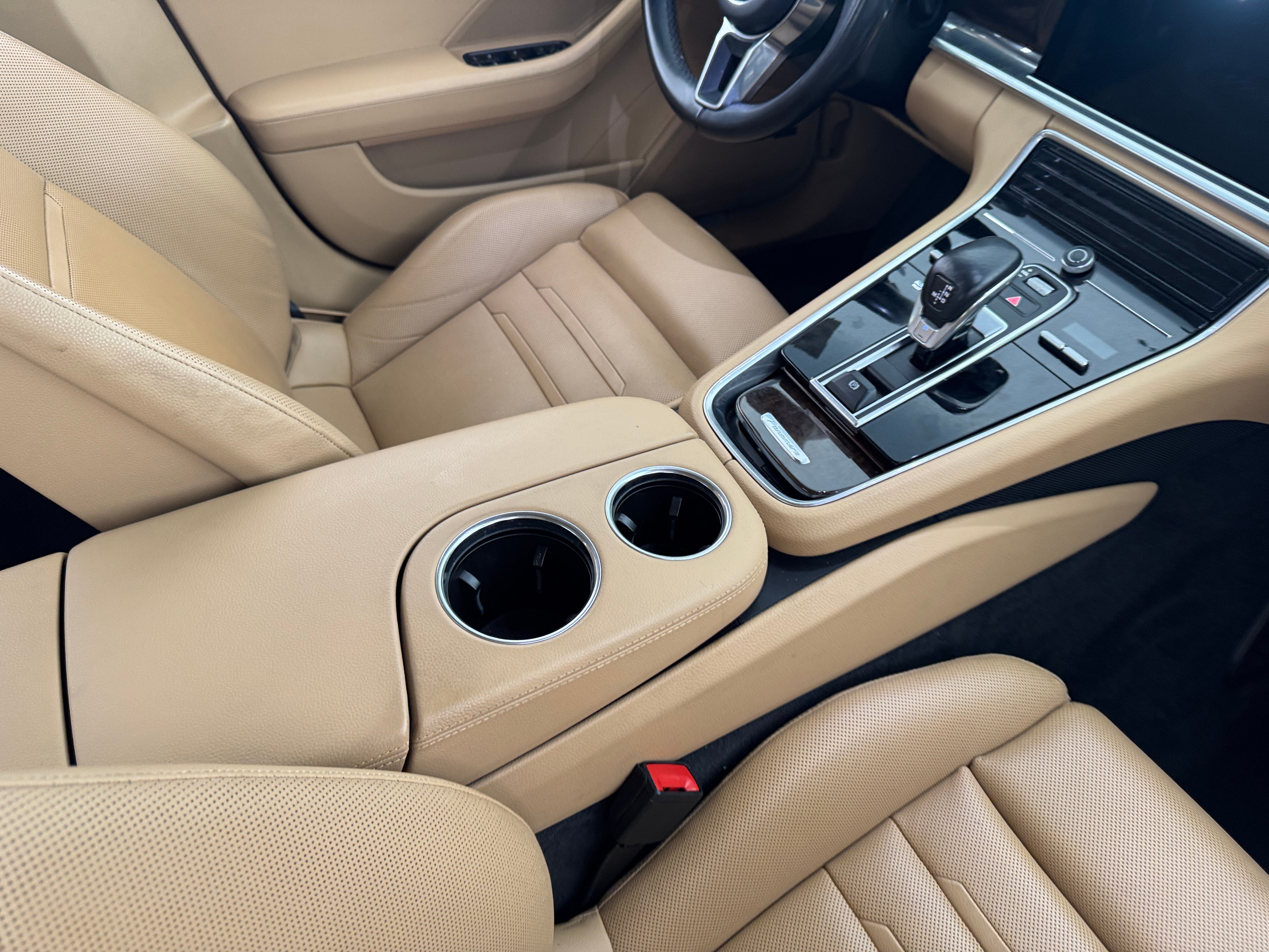 Image 7 of 2018 Porsche Panamera base