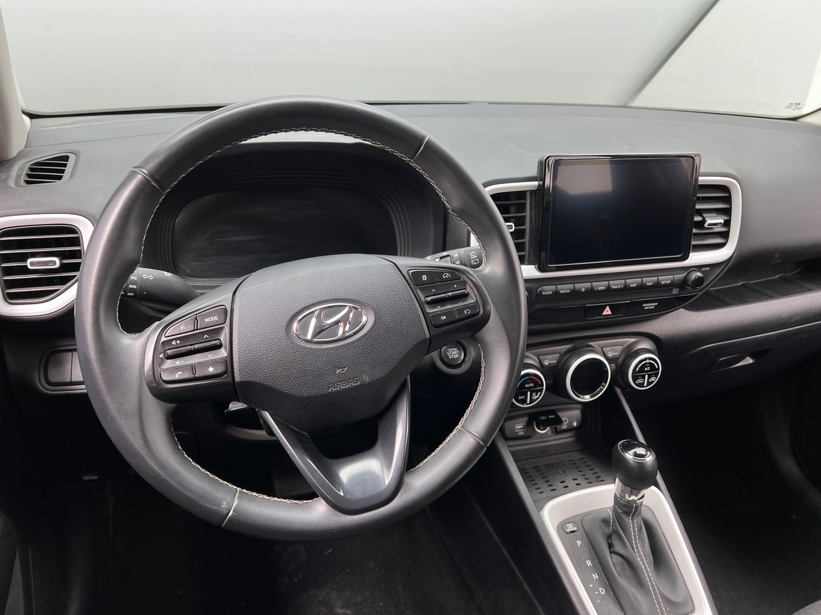 Thumbnail: 2024 Hyundai Venue - 4