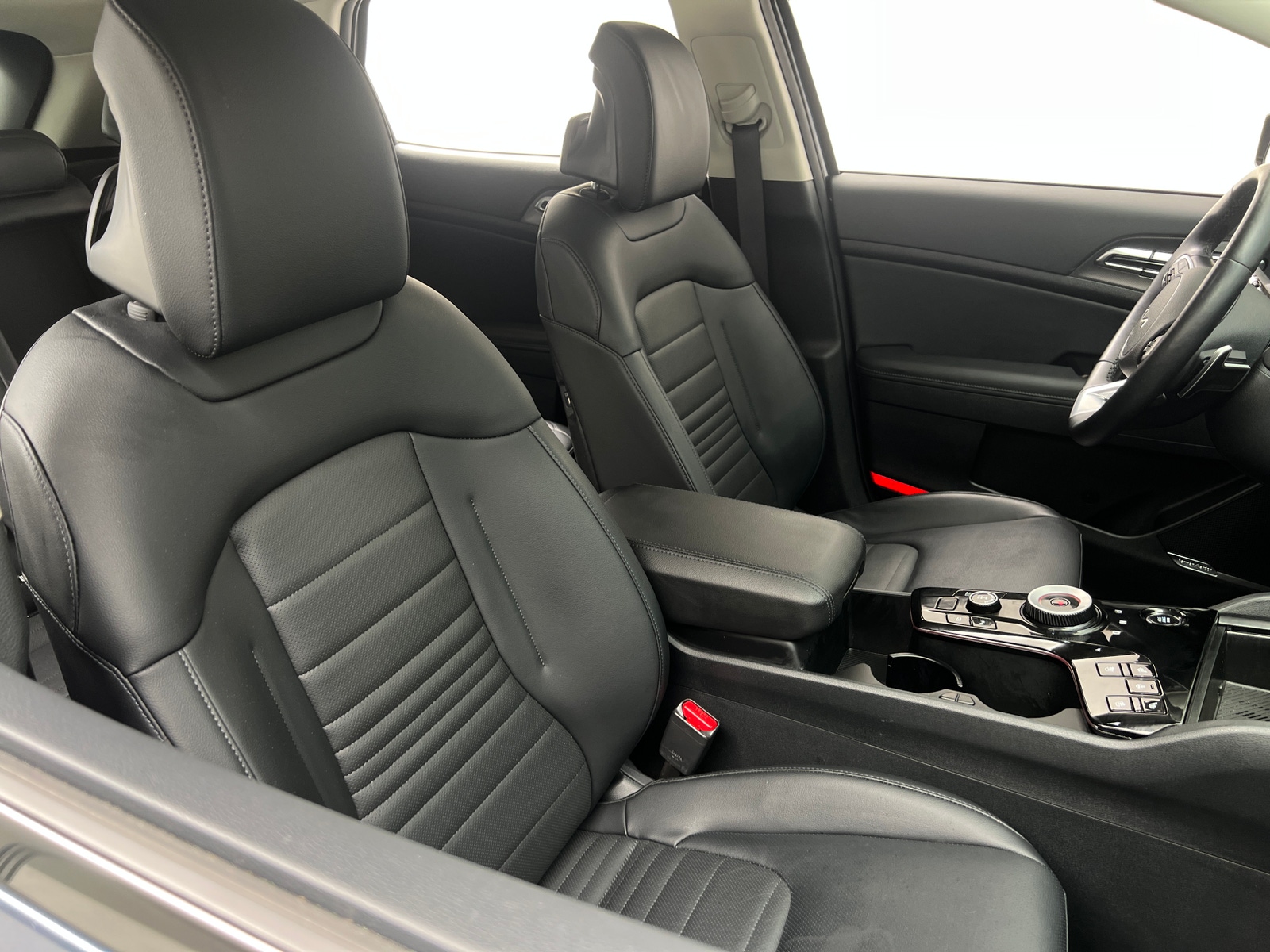 Thumbnail: 2024 Kia Sportage - 2