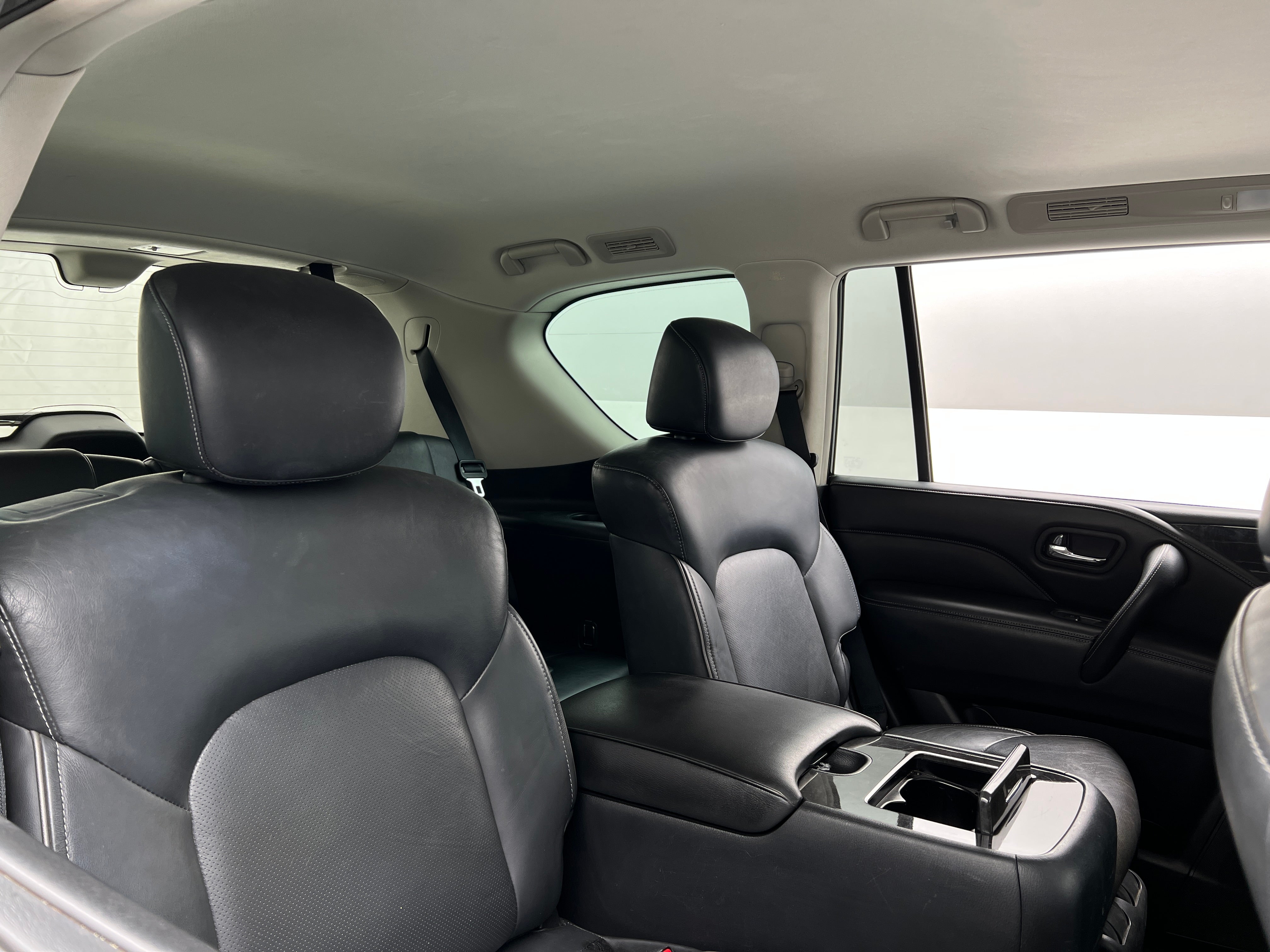 Thumbnail: 2022 INFINITI QX80 - 5