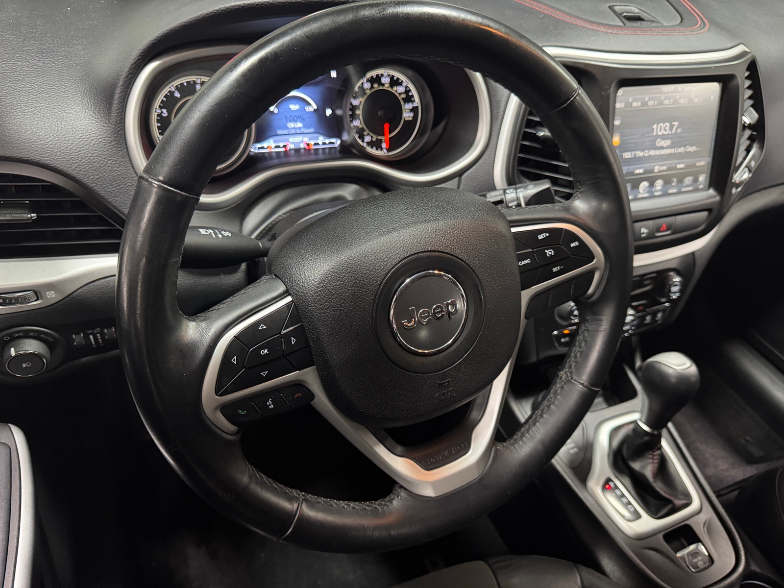 Thumbnail: 2018 Jeep Cherokee - 5