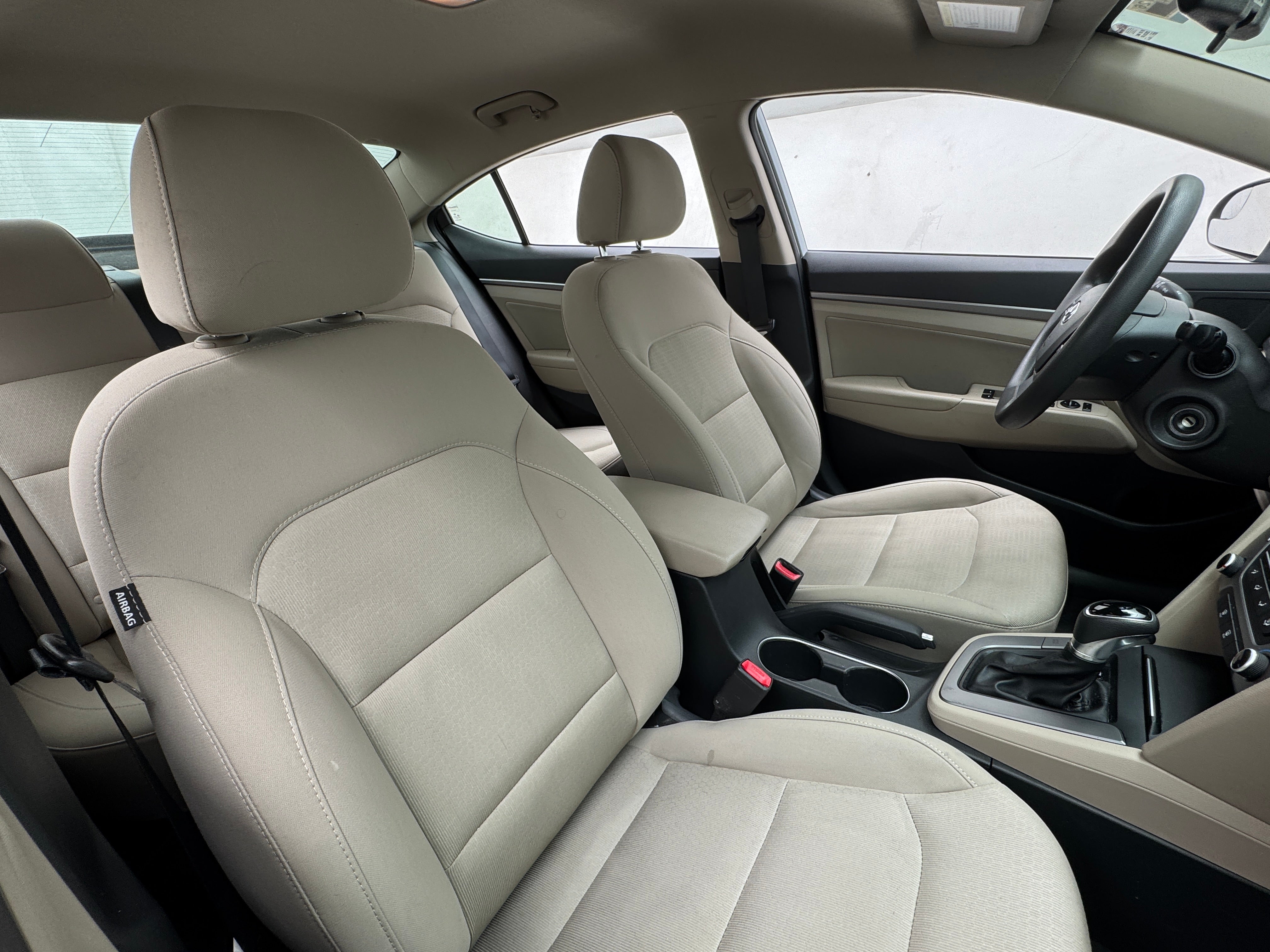 2017 Hyundai Elantra SE 2