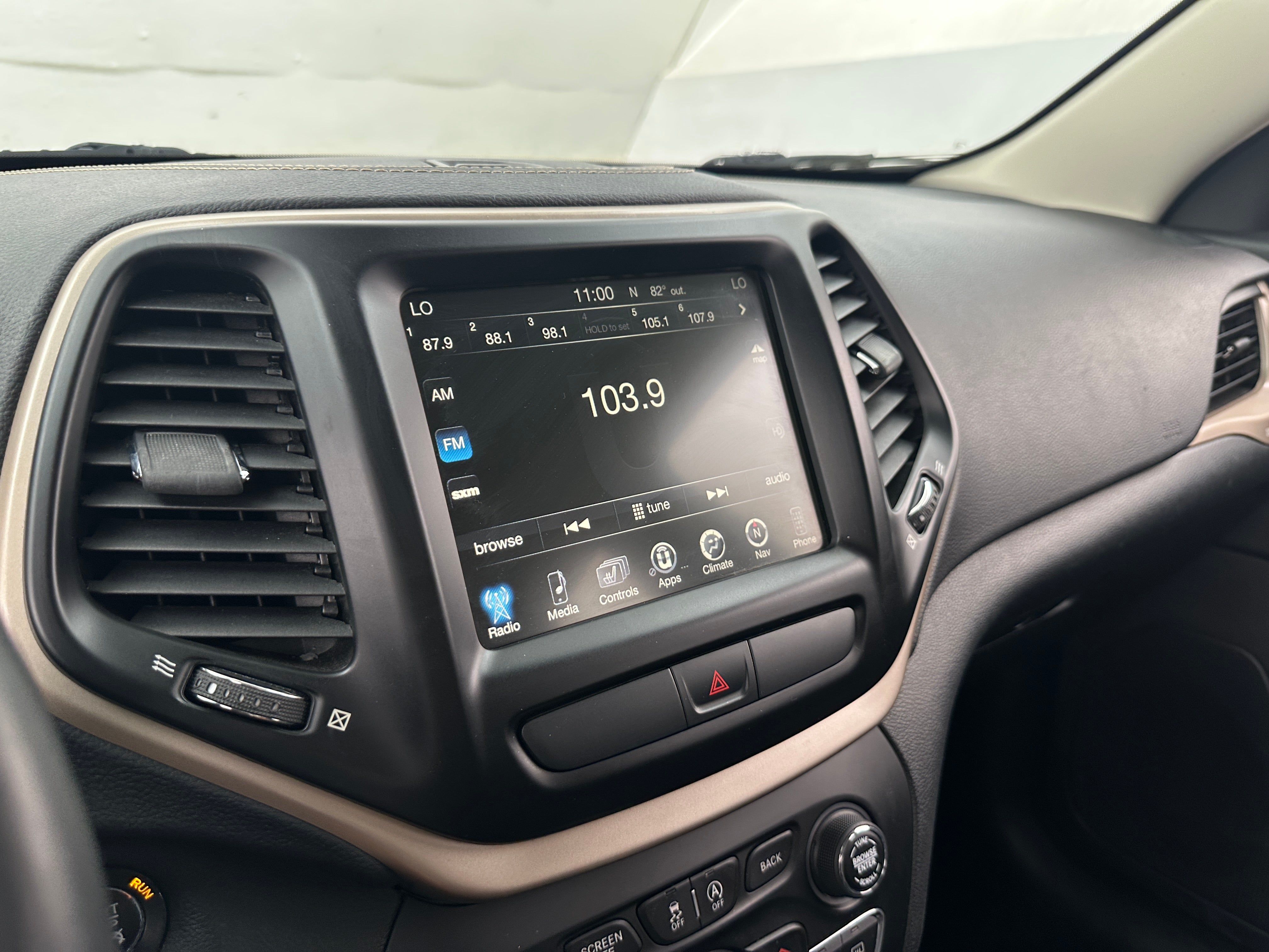 2016 Jeep Cherokee Limited Edition 3