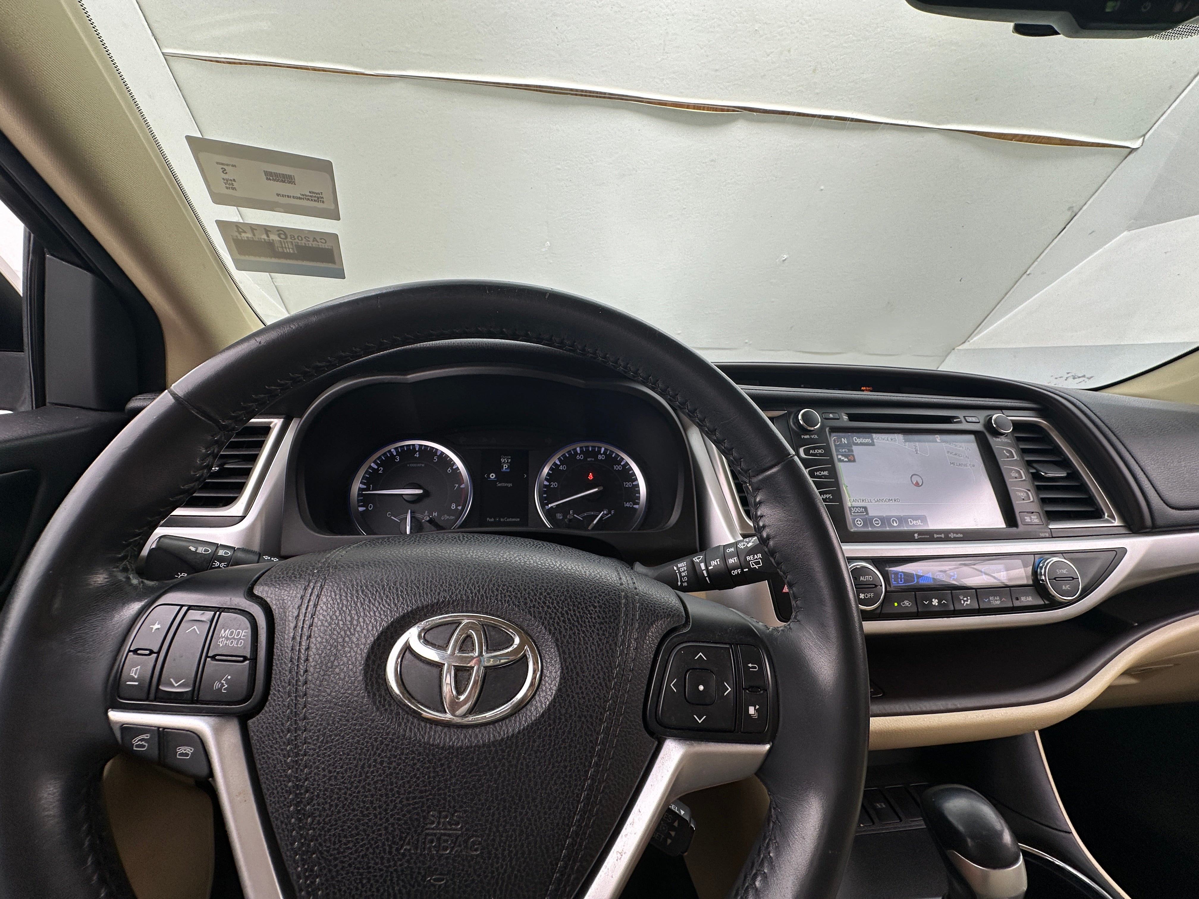 Thumbnail: 2016 Toyota Highlander - 2