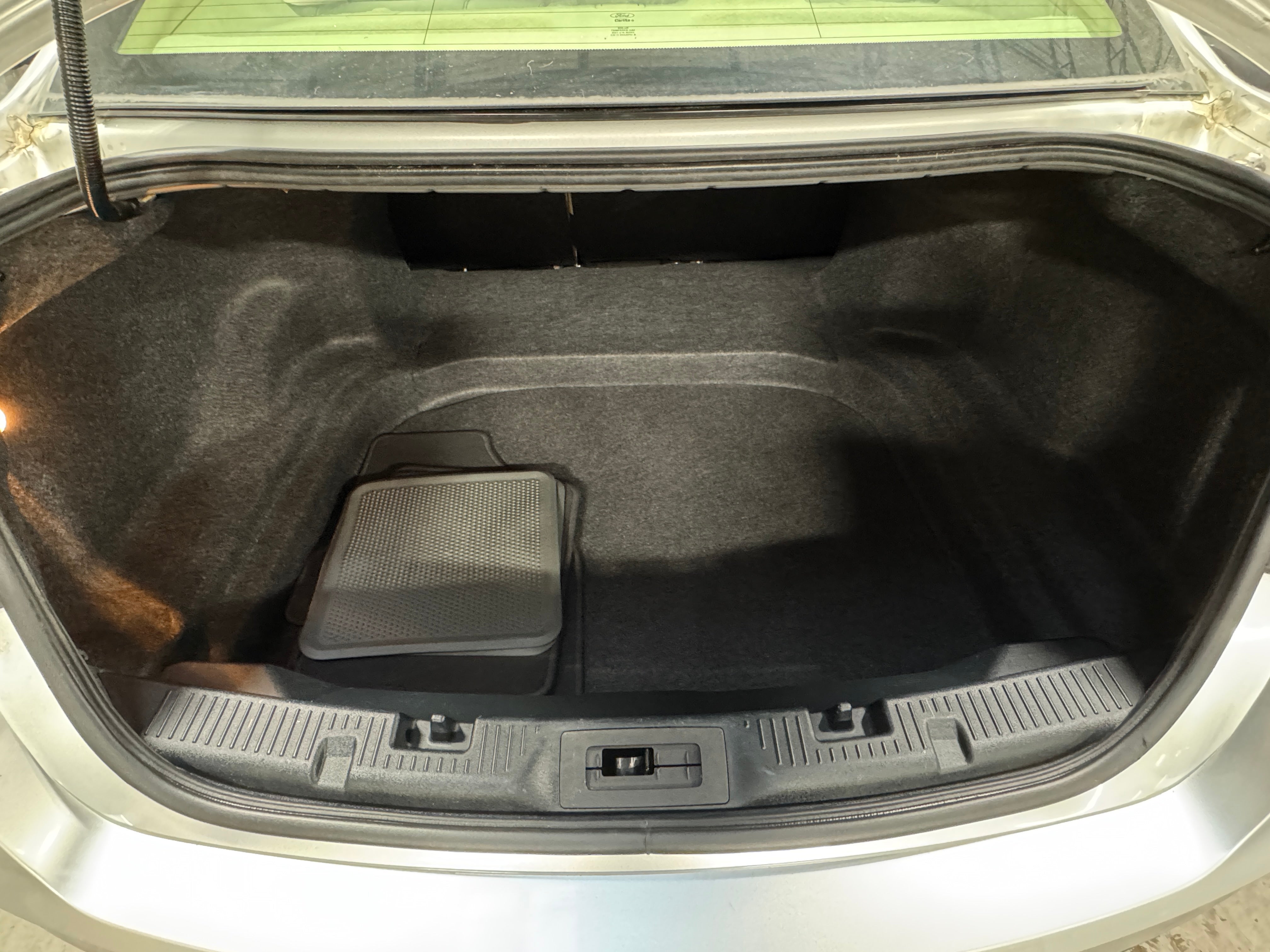 Thumbnail: 2016 Ford Taurus - 7