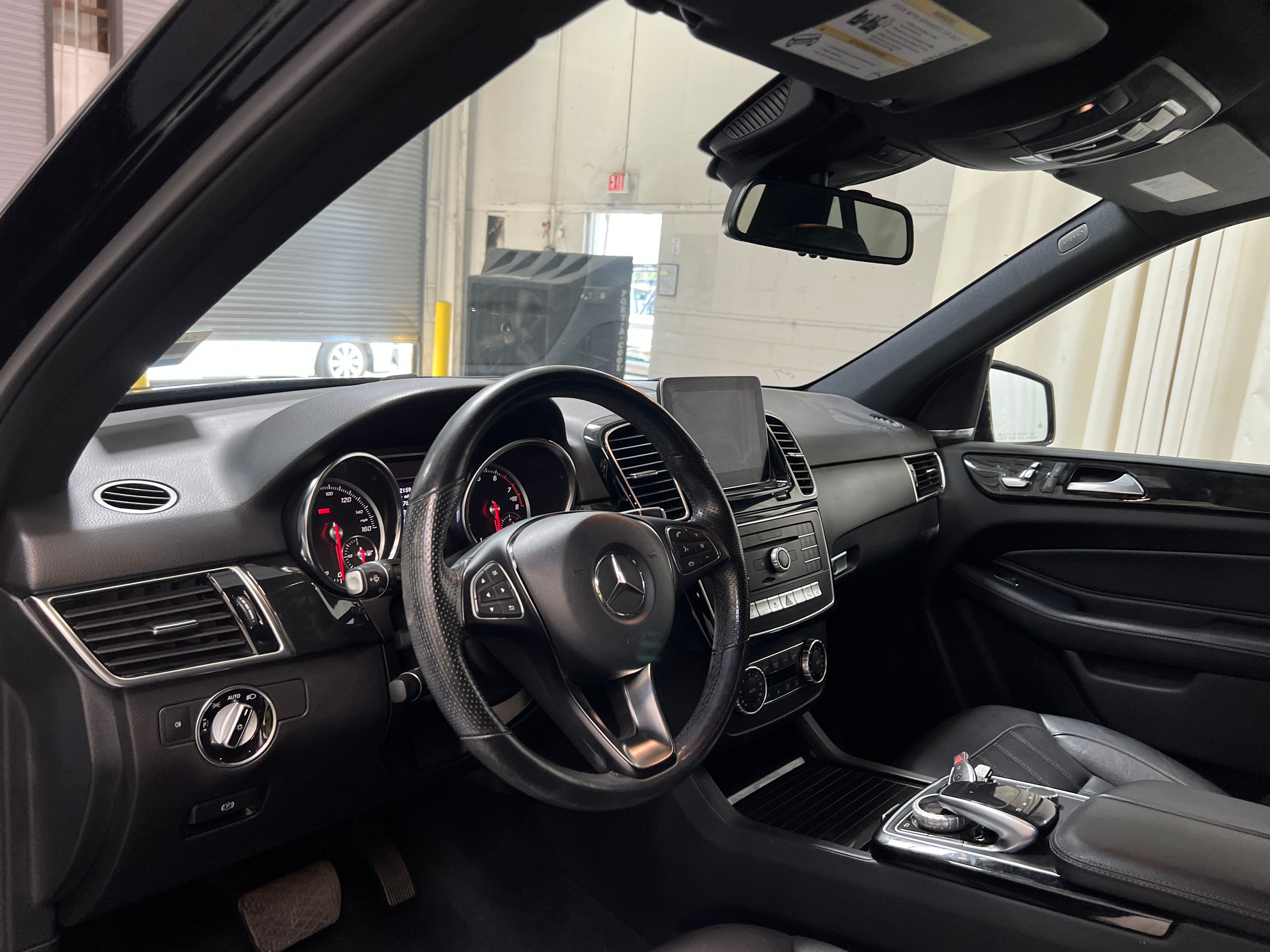 Thumbnail: 2018 Mercedes-Benz GLE - 2