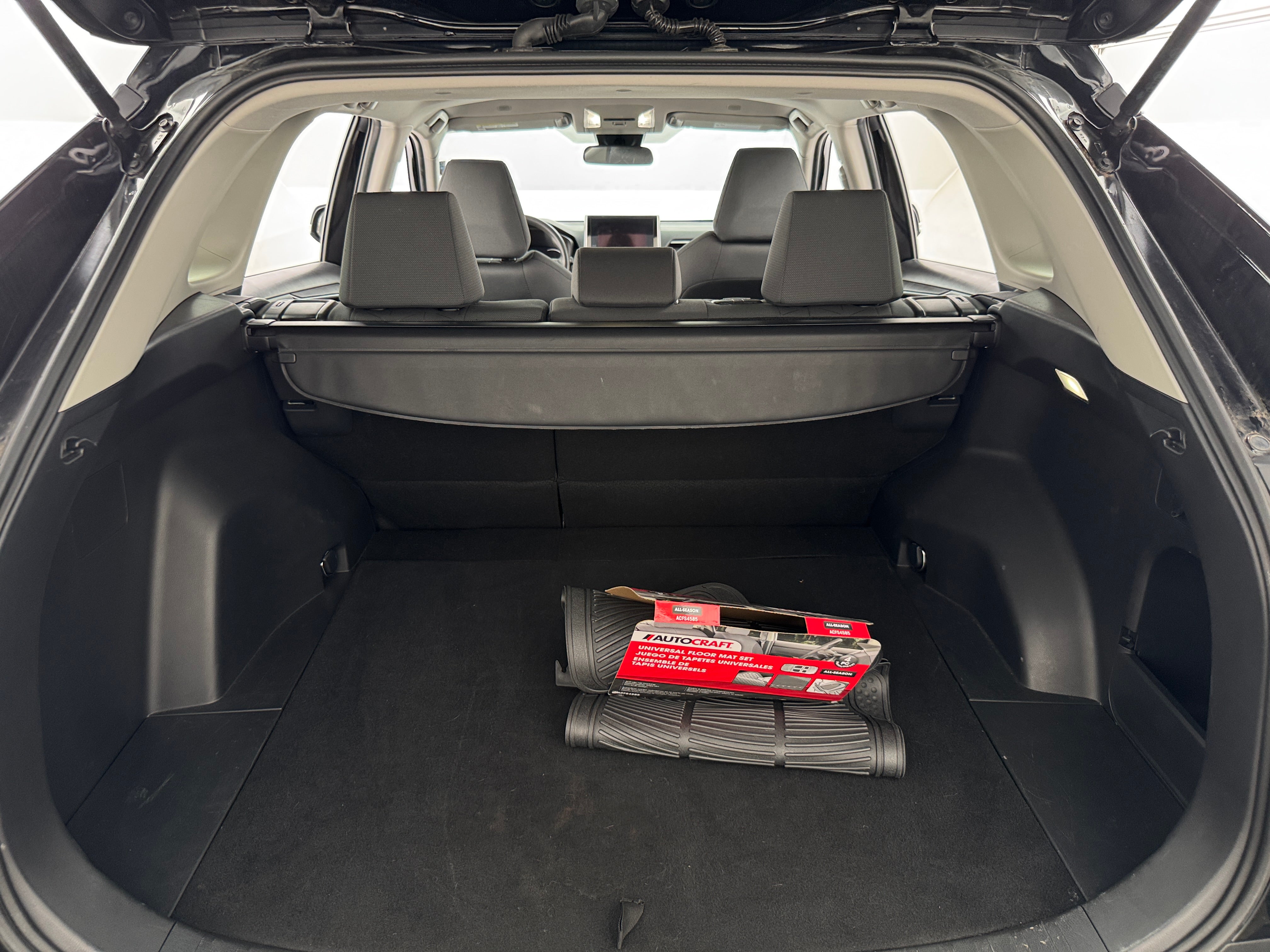2023 Toyota RAV4 XLE 7