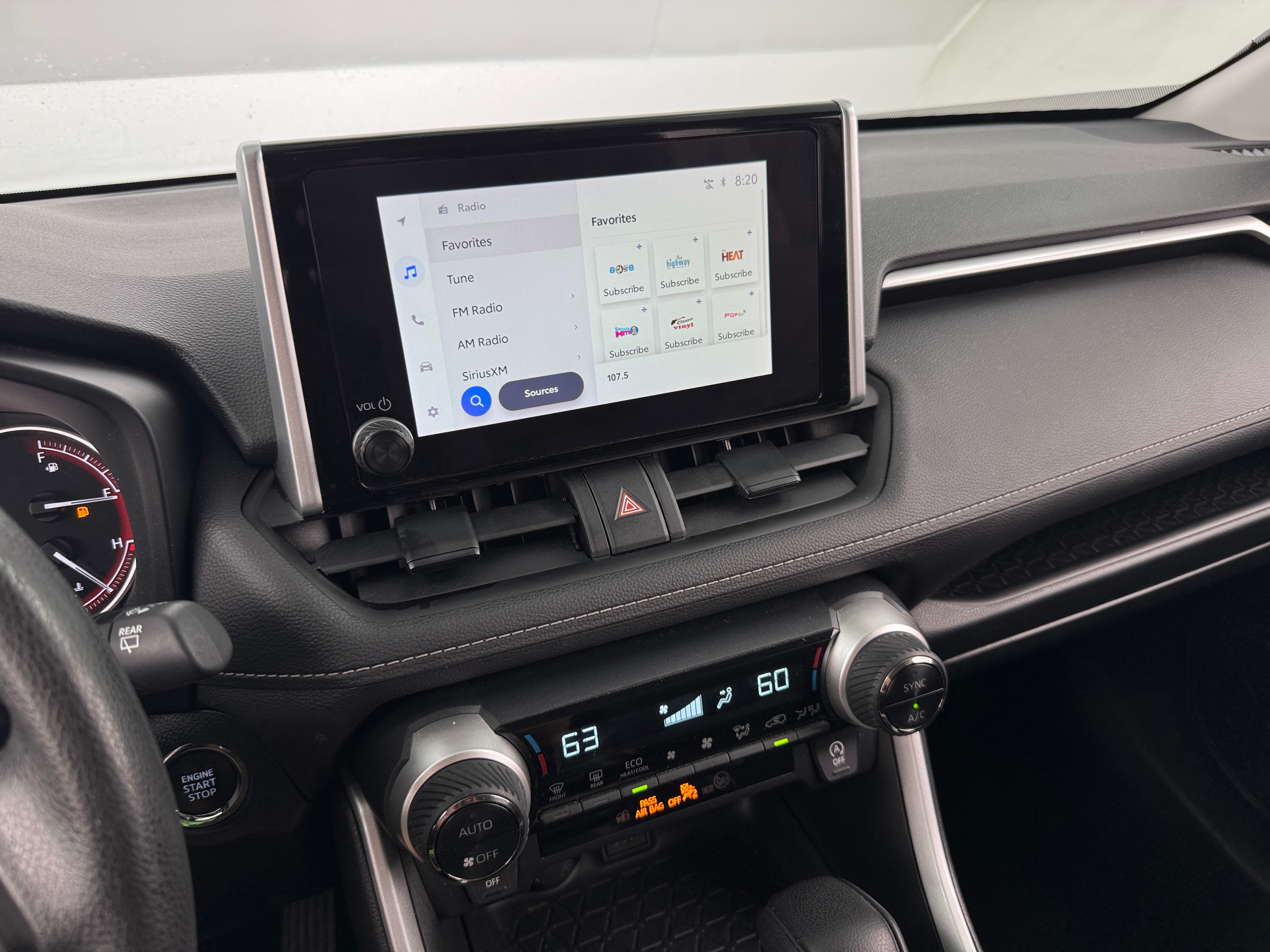 2023 Toyota RAV4 XLE 4
