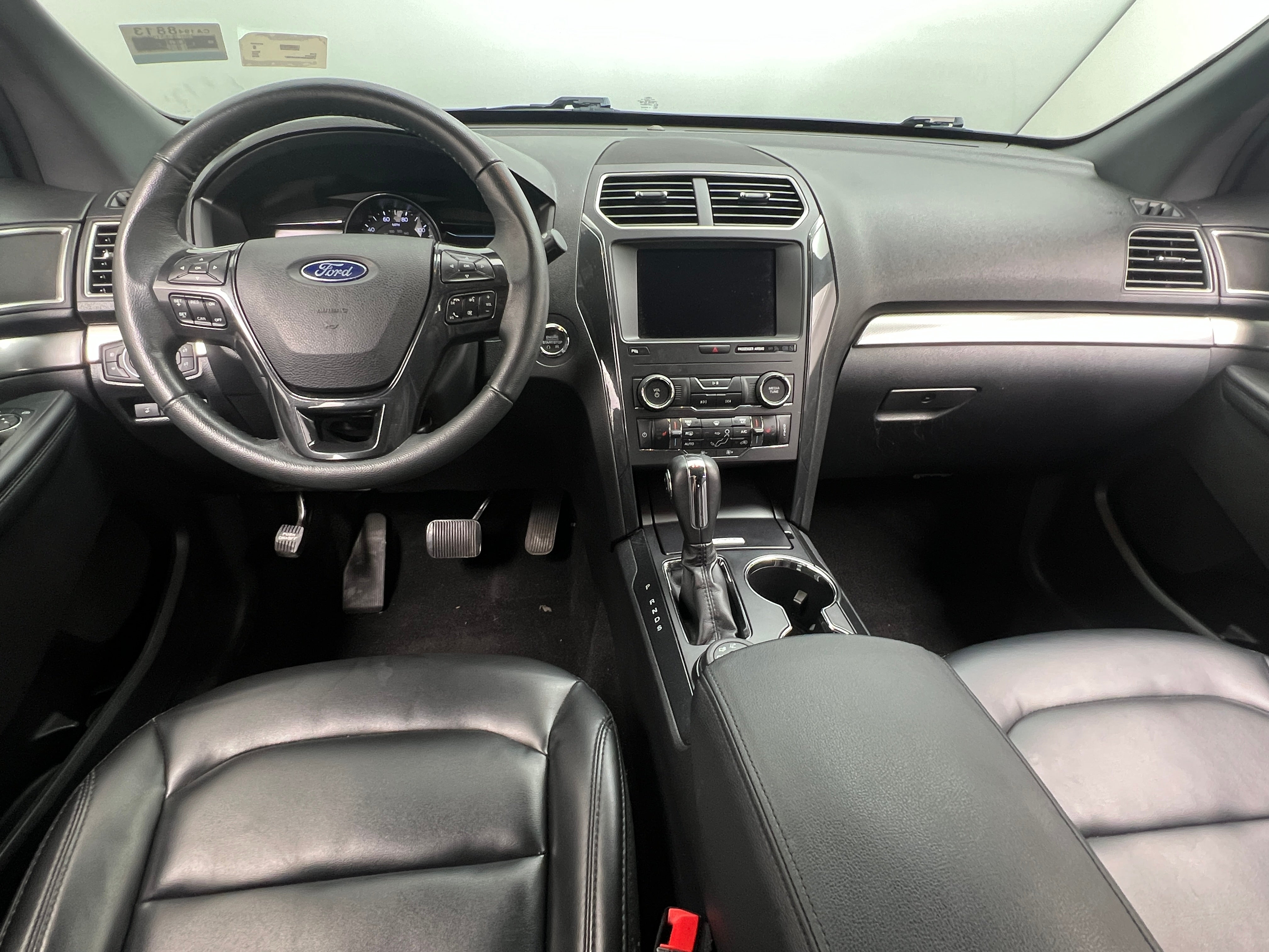 2019 Ford Explorer XLT 3