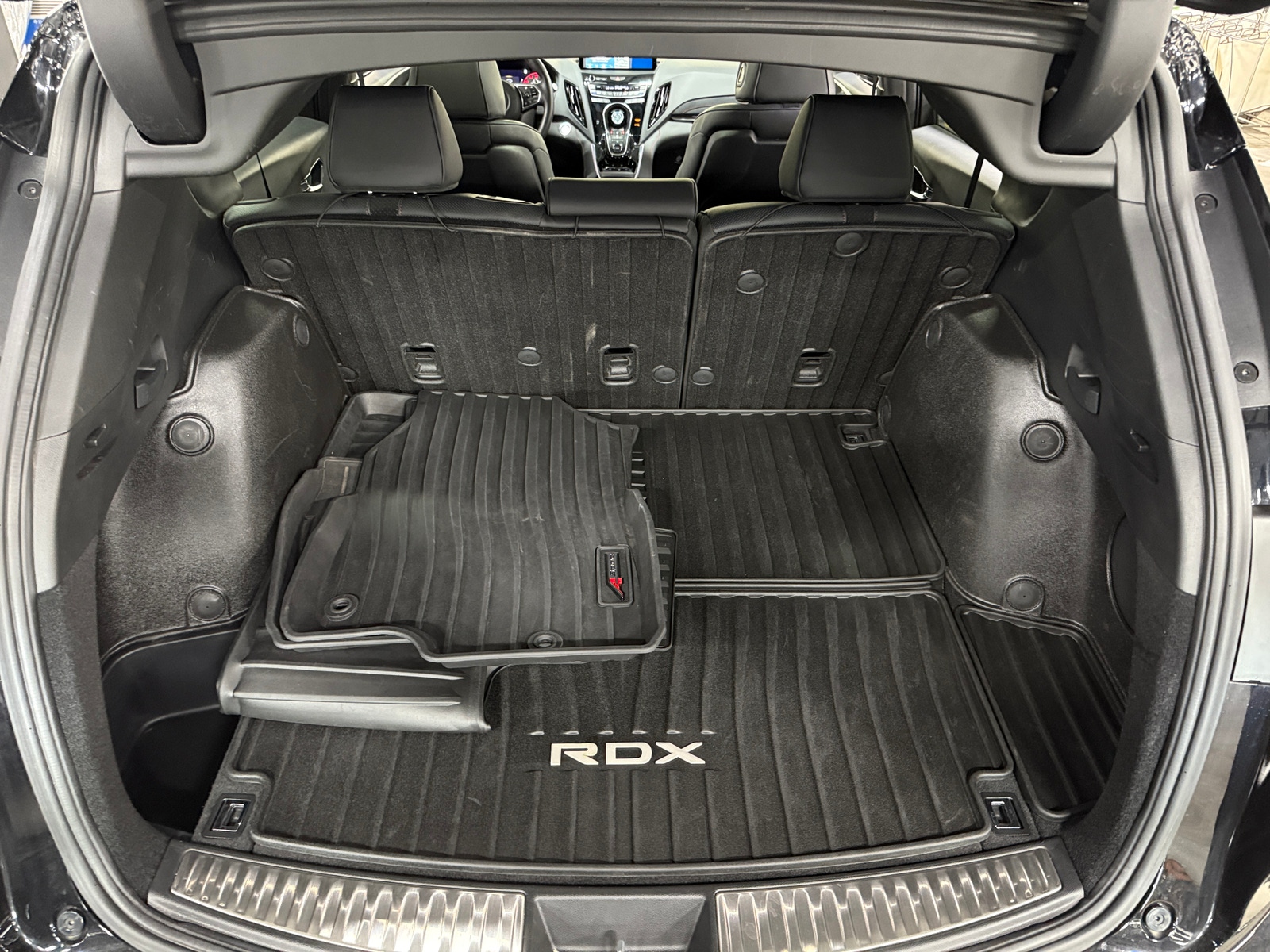Thumbnail: 2024 Acura RDX - 6
