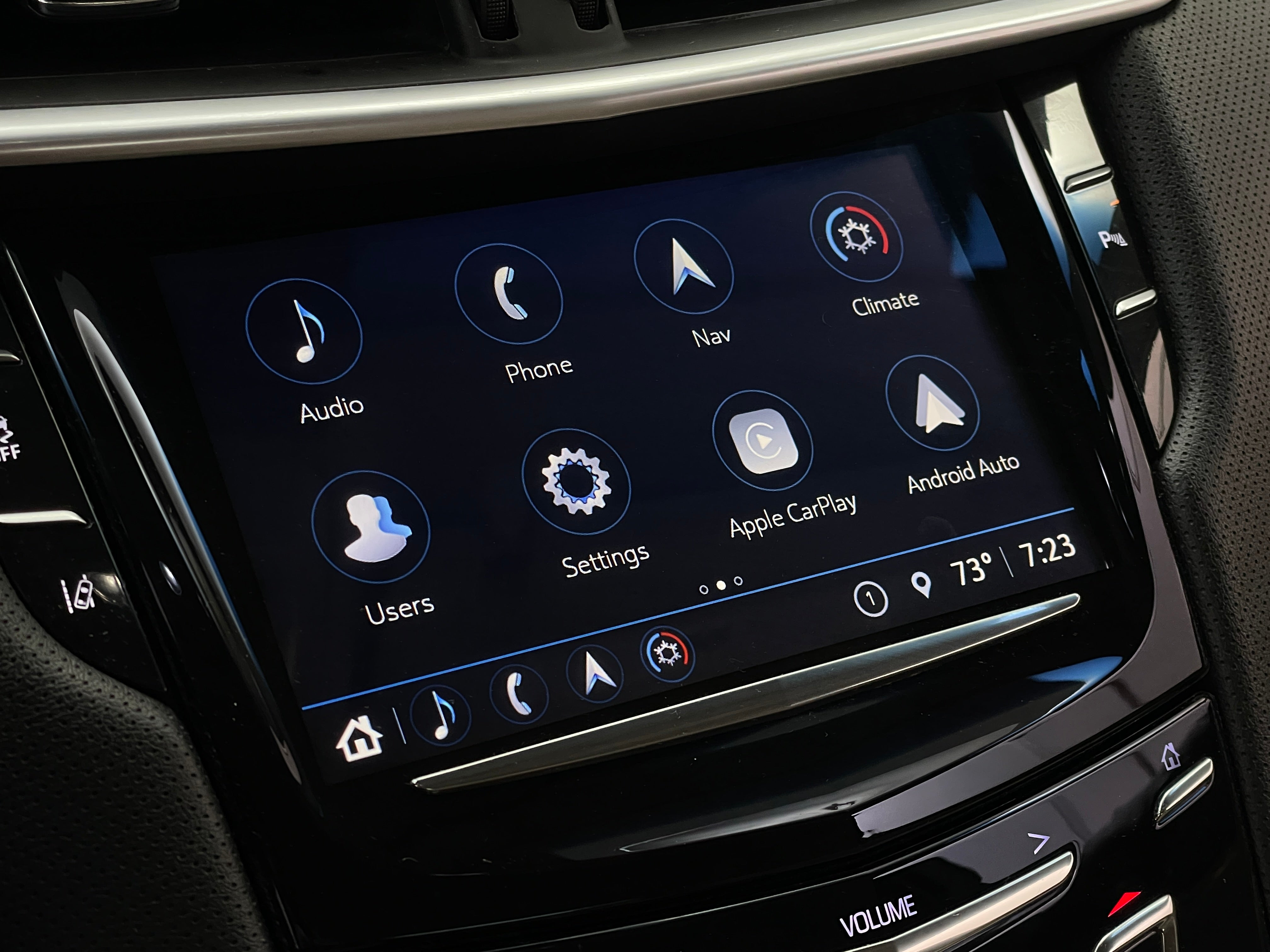 Thumbnail: 2018 Cadillac XTS - 3