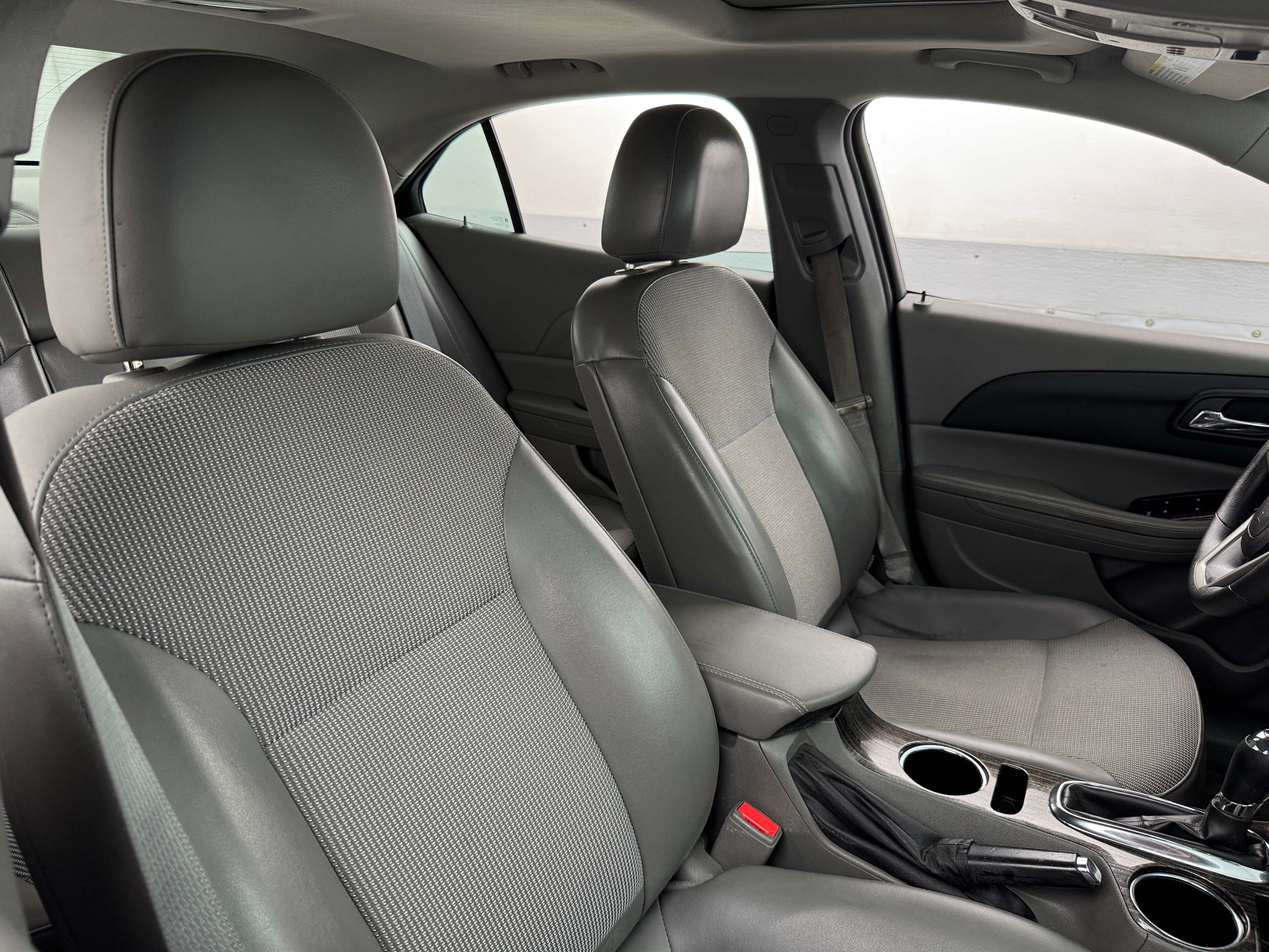 2014 Chevrolet Malibu LT 2