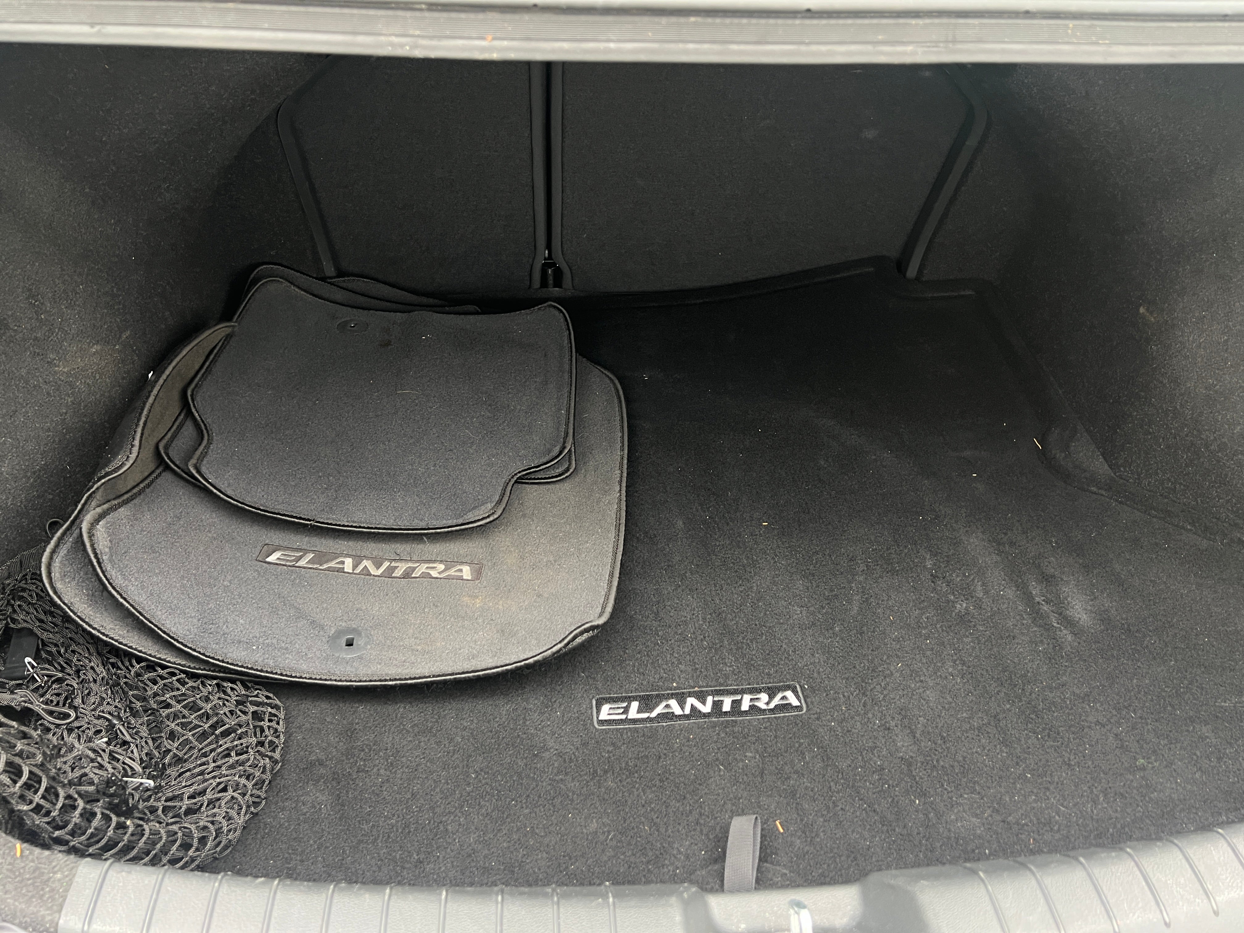 2017 Hyundai Elantra SE 7