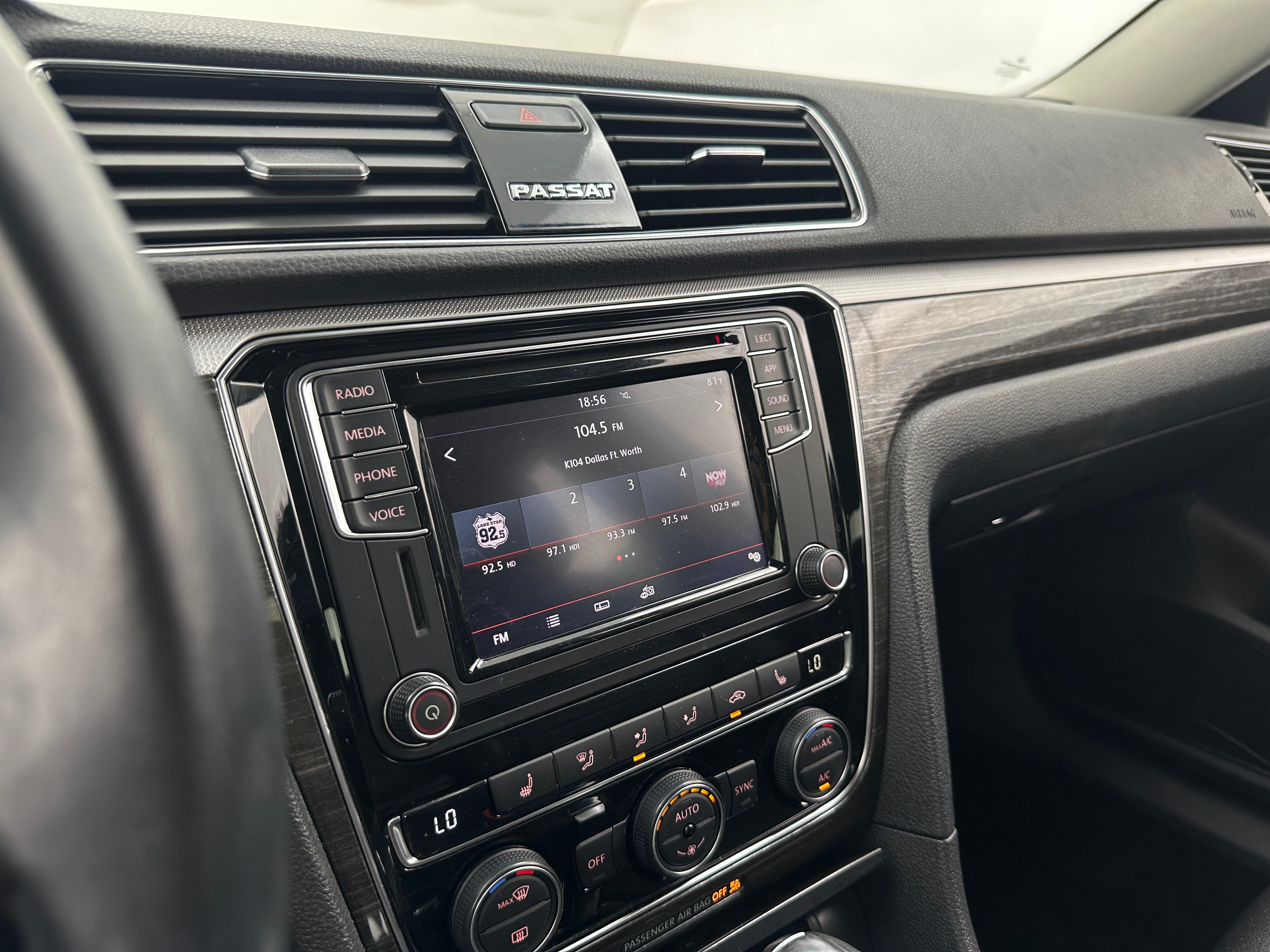 2018 Volkswagen Passat 2.0T 3