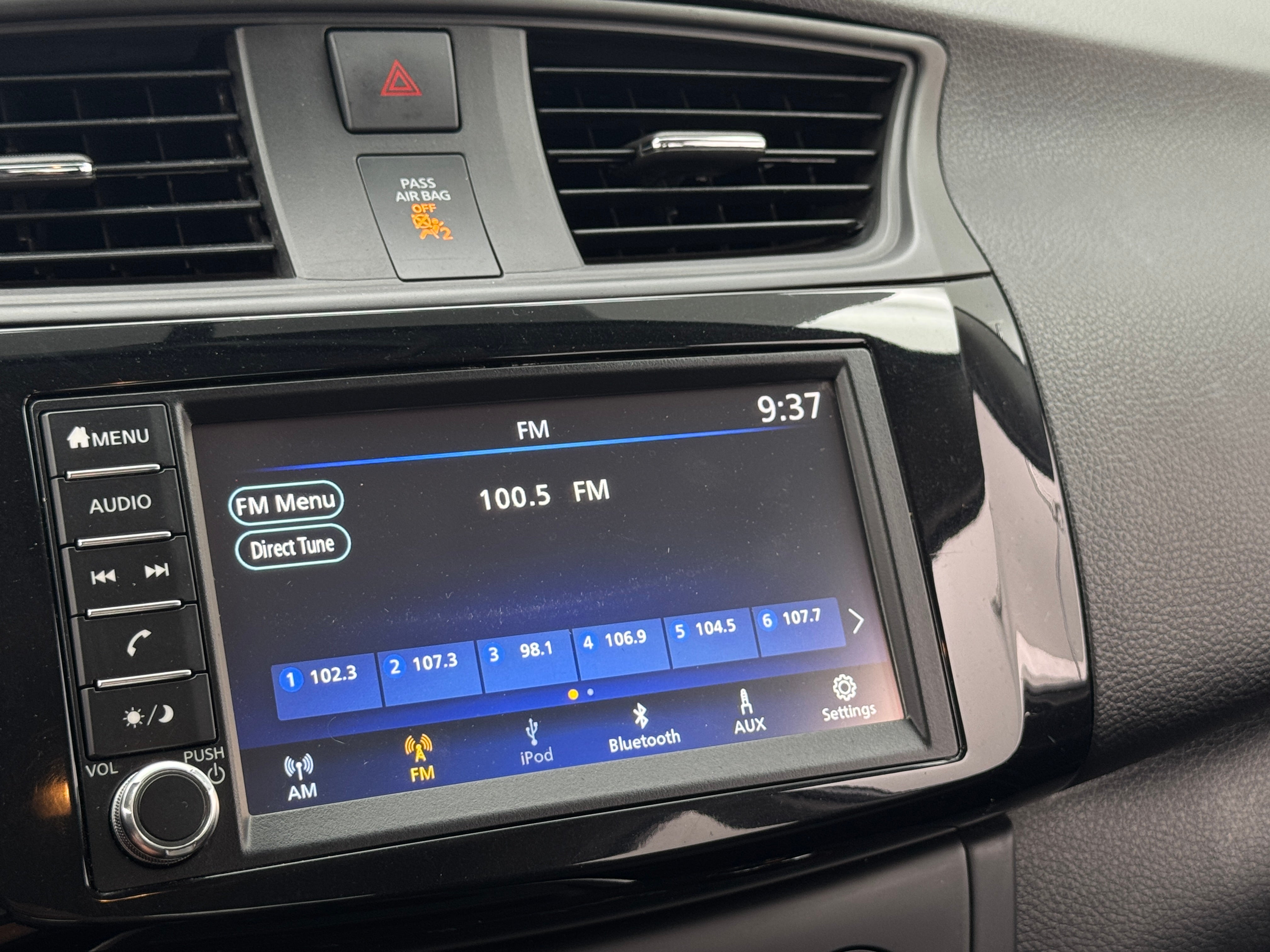Thumbnail: 2019 Nissan Sentra - 4