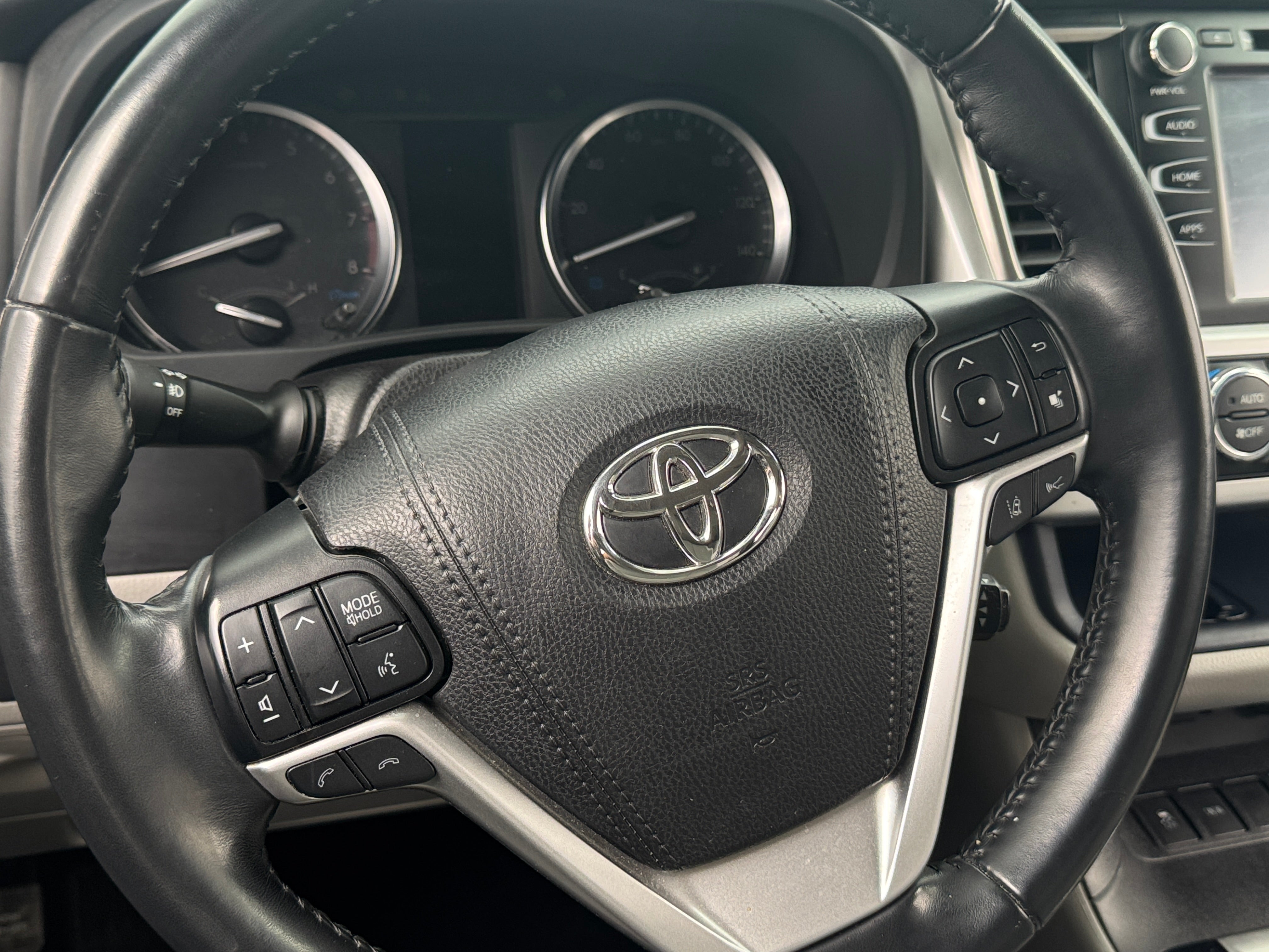 2019 Toyota Highlander XLE 4