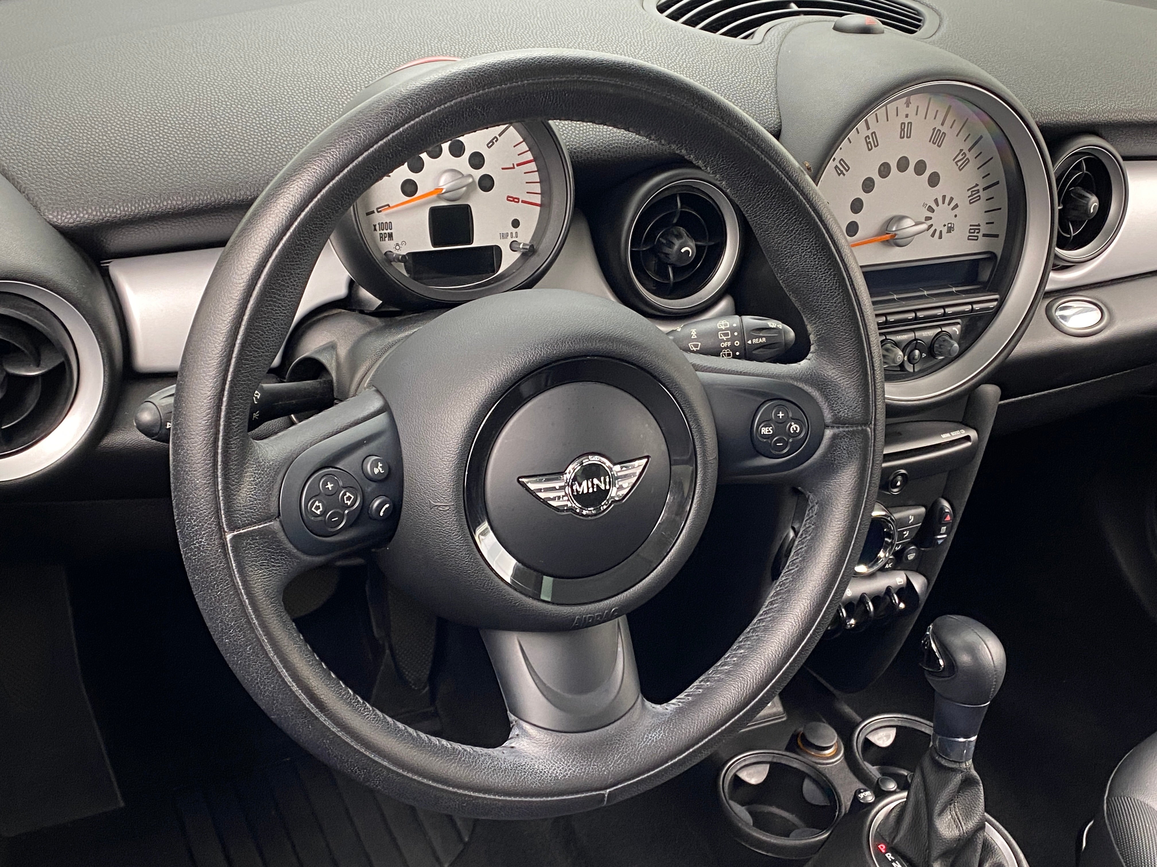 Thumbnail: 2013 MINI Cooper Hardtop - 4