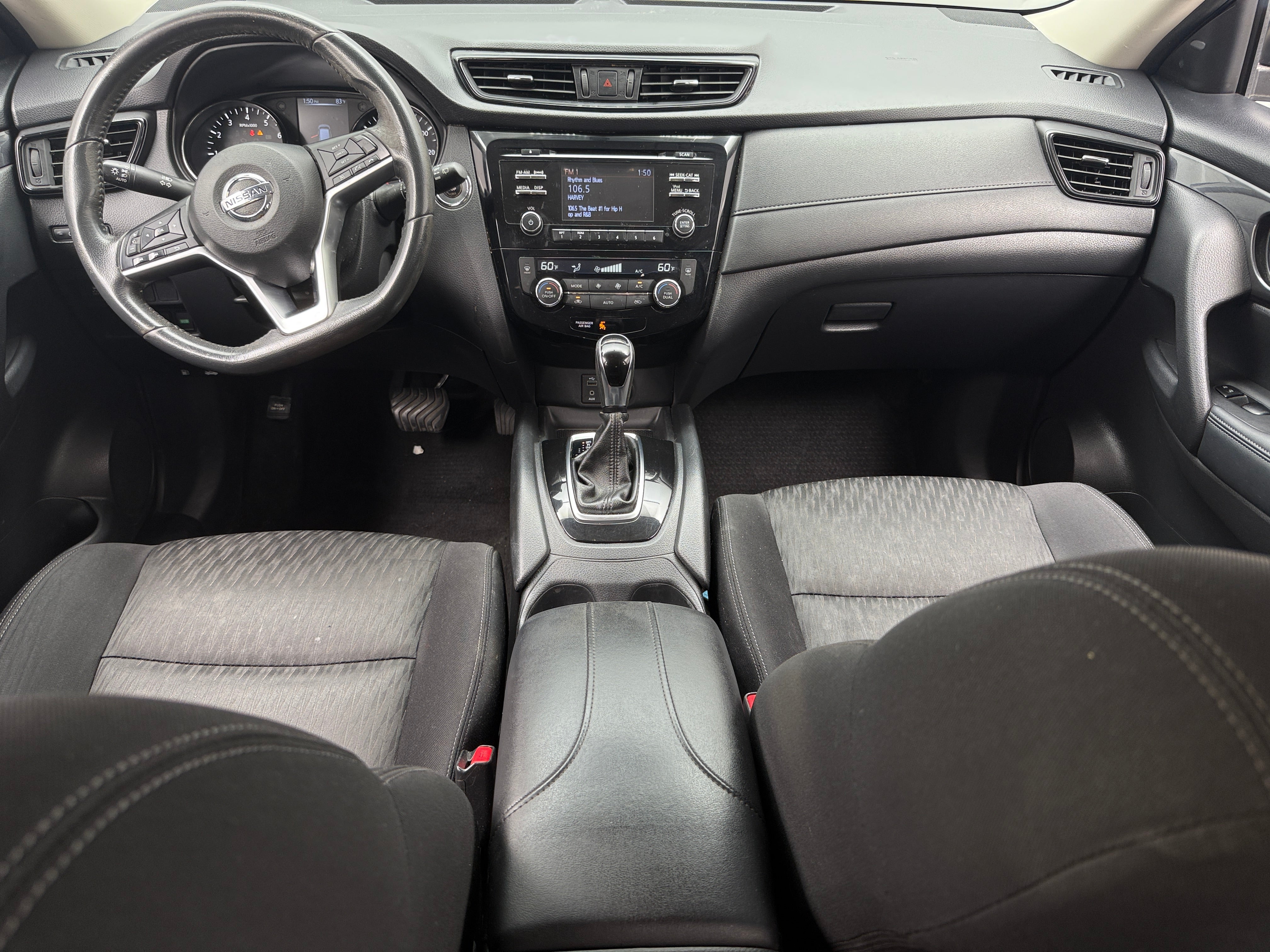 2017 Nissan Rogue SV 3