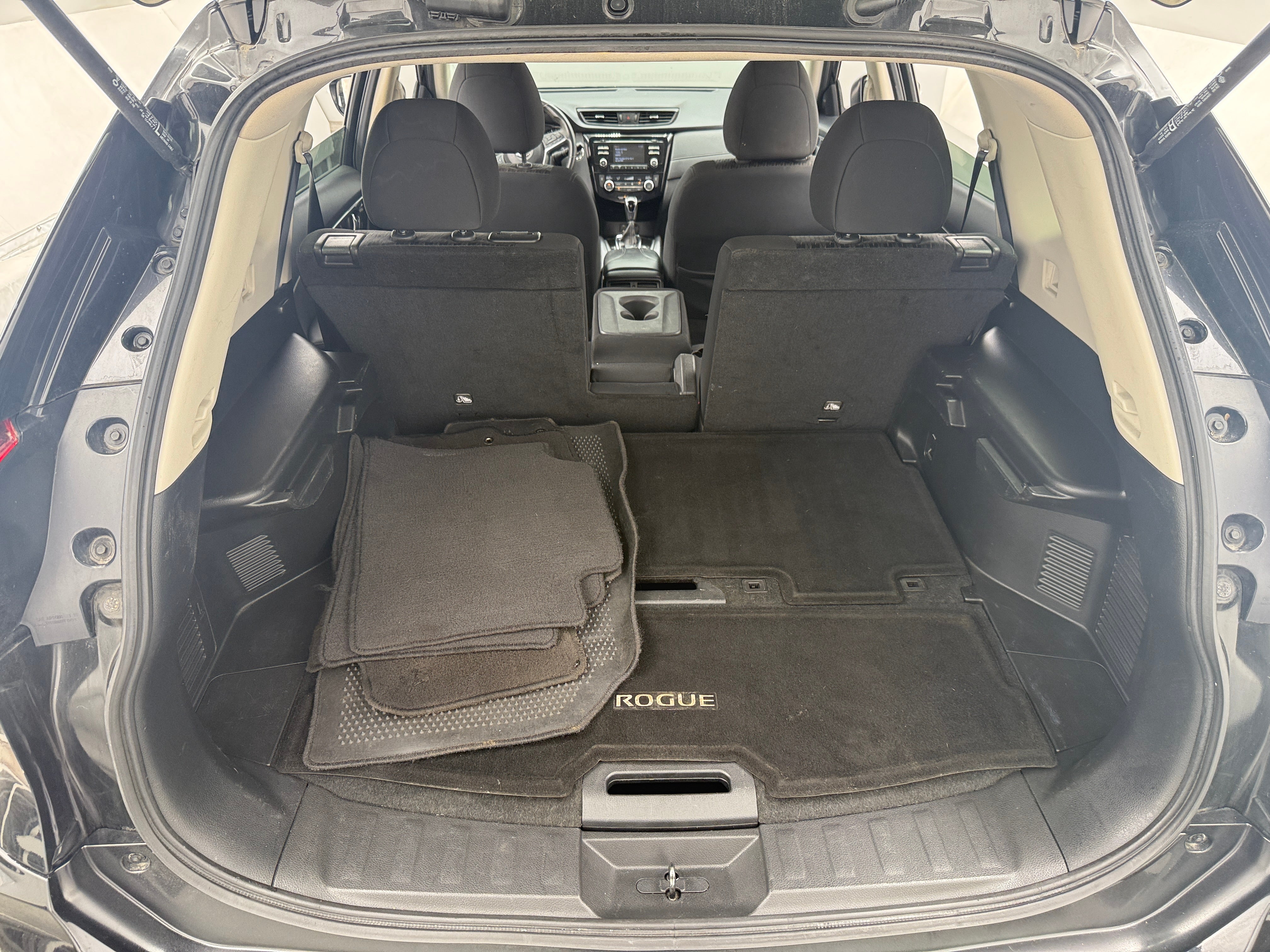 2017 Nissan Rogue SV 7
