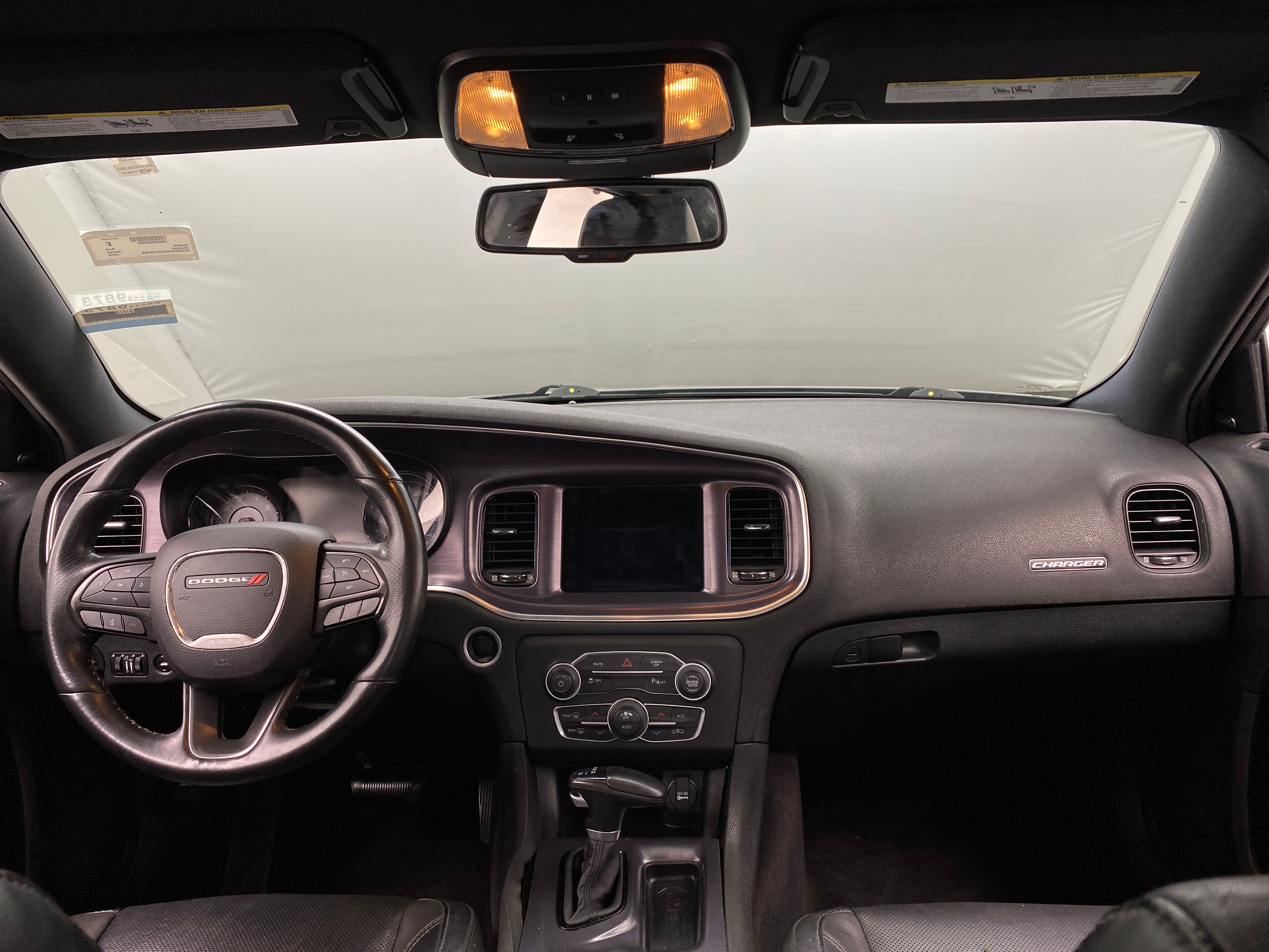 2018 Dodge Charger SXT 2