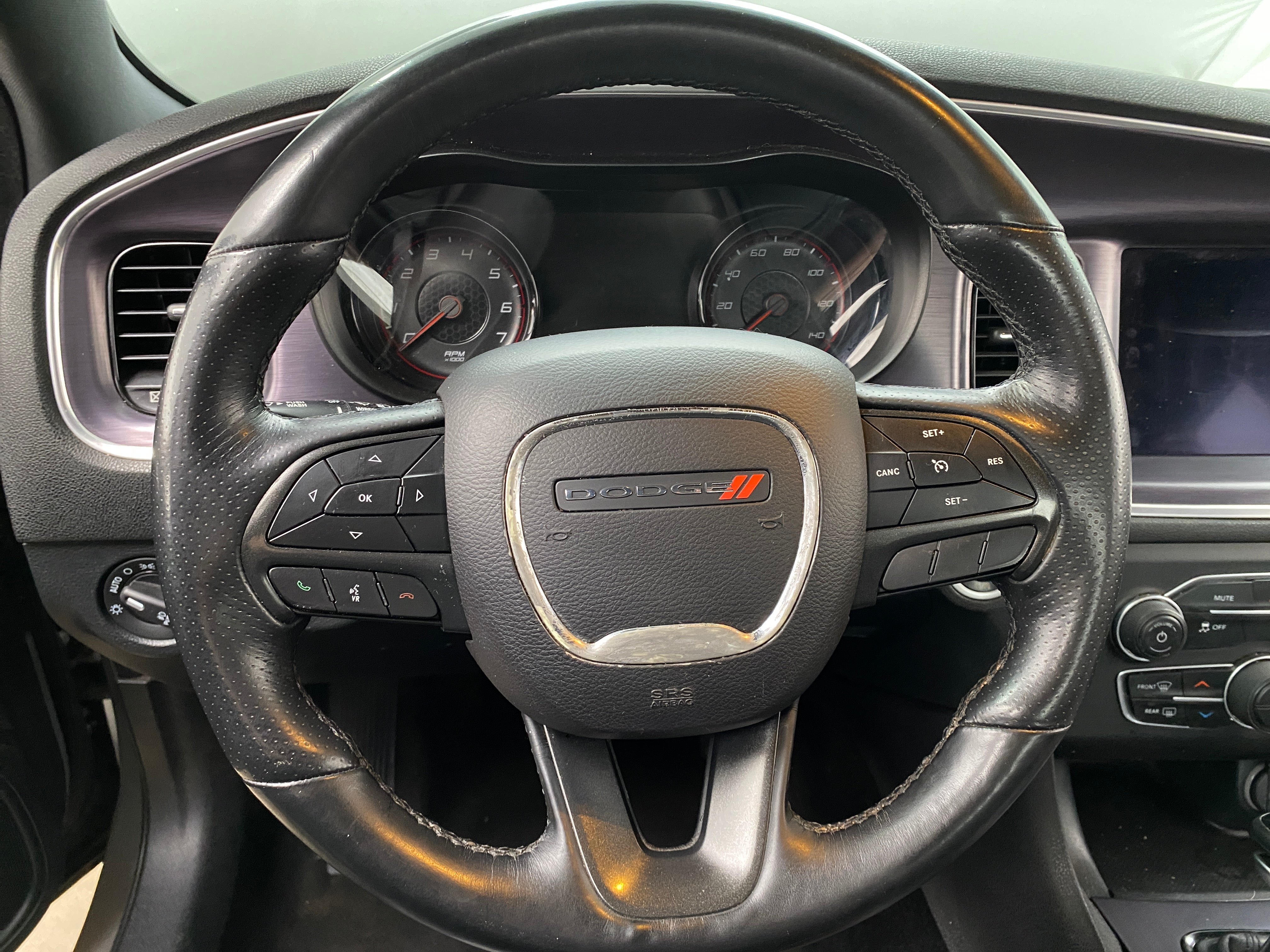 2018 Dodge Charger SXT 4