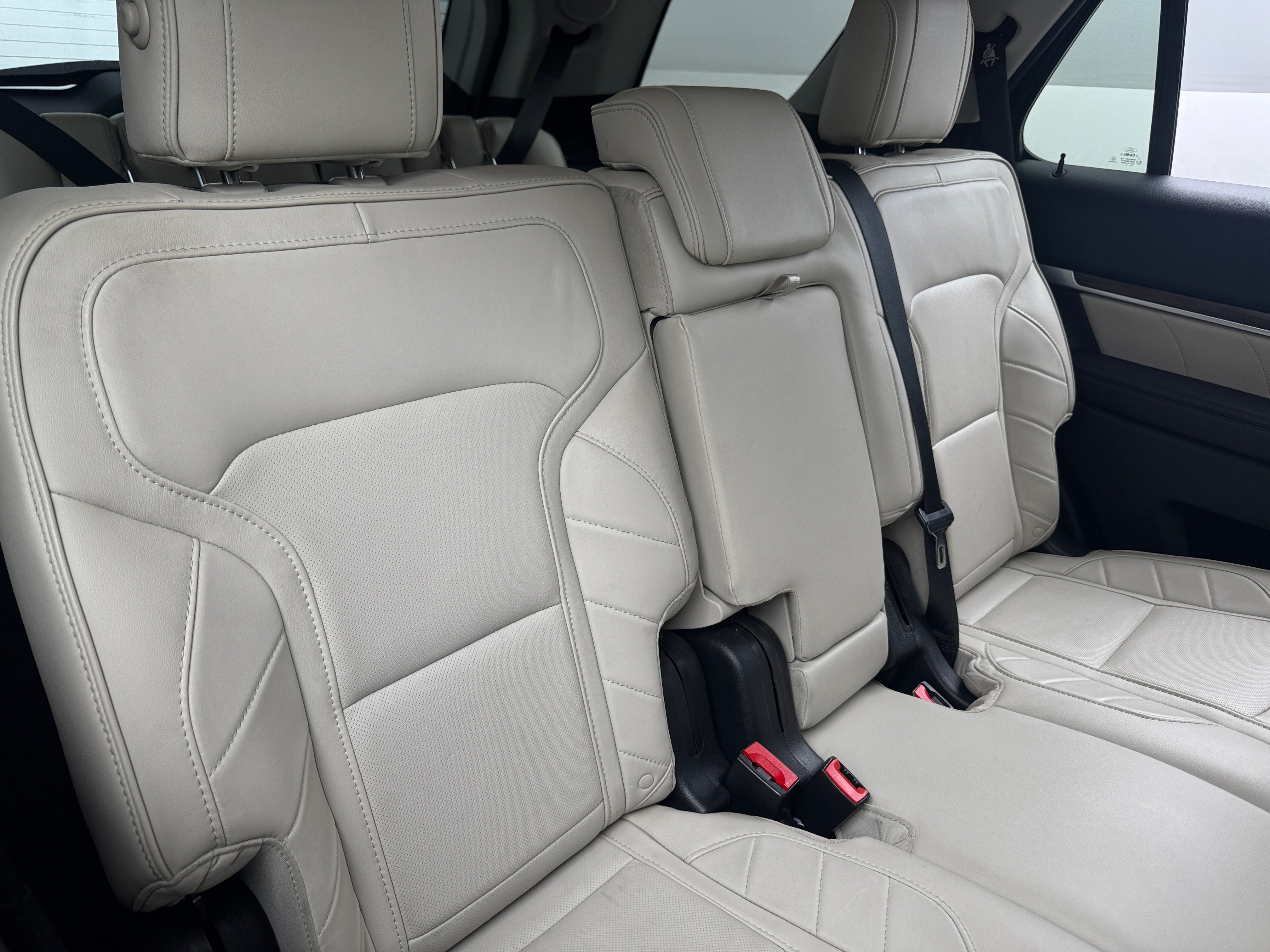 2019 Ford Explorer Limited 5