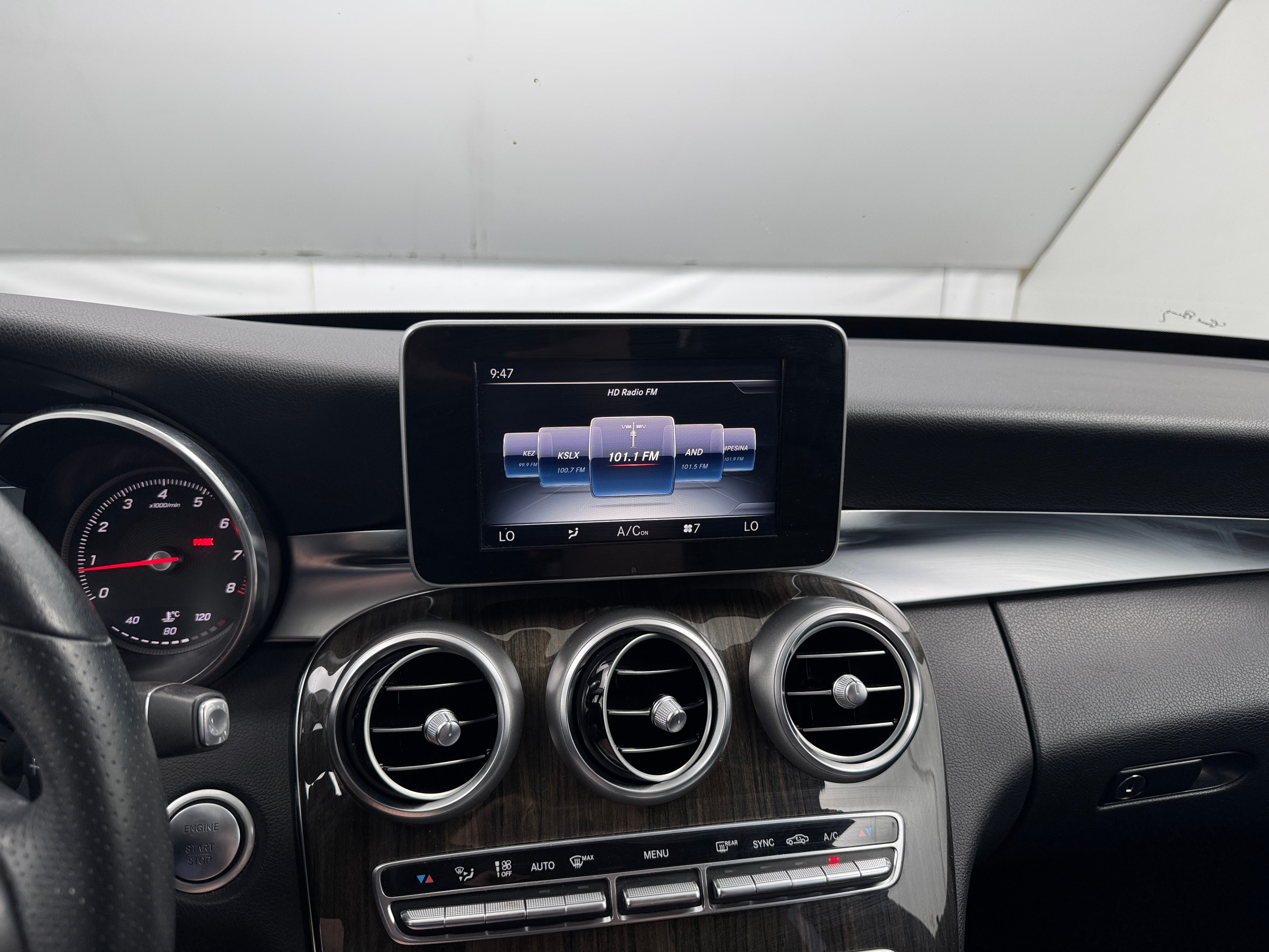 Thumbnail: 2017 Mercedes-Benz C-Class - 4