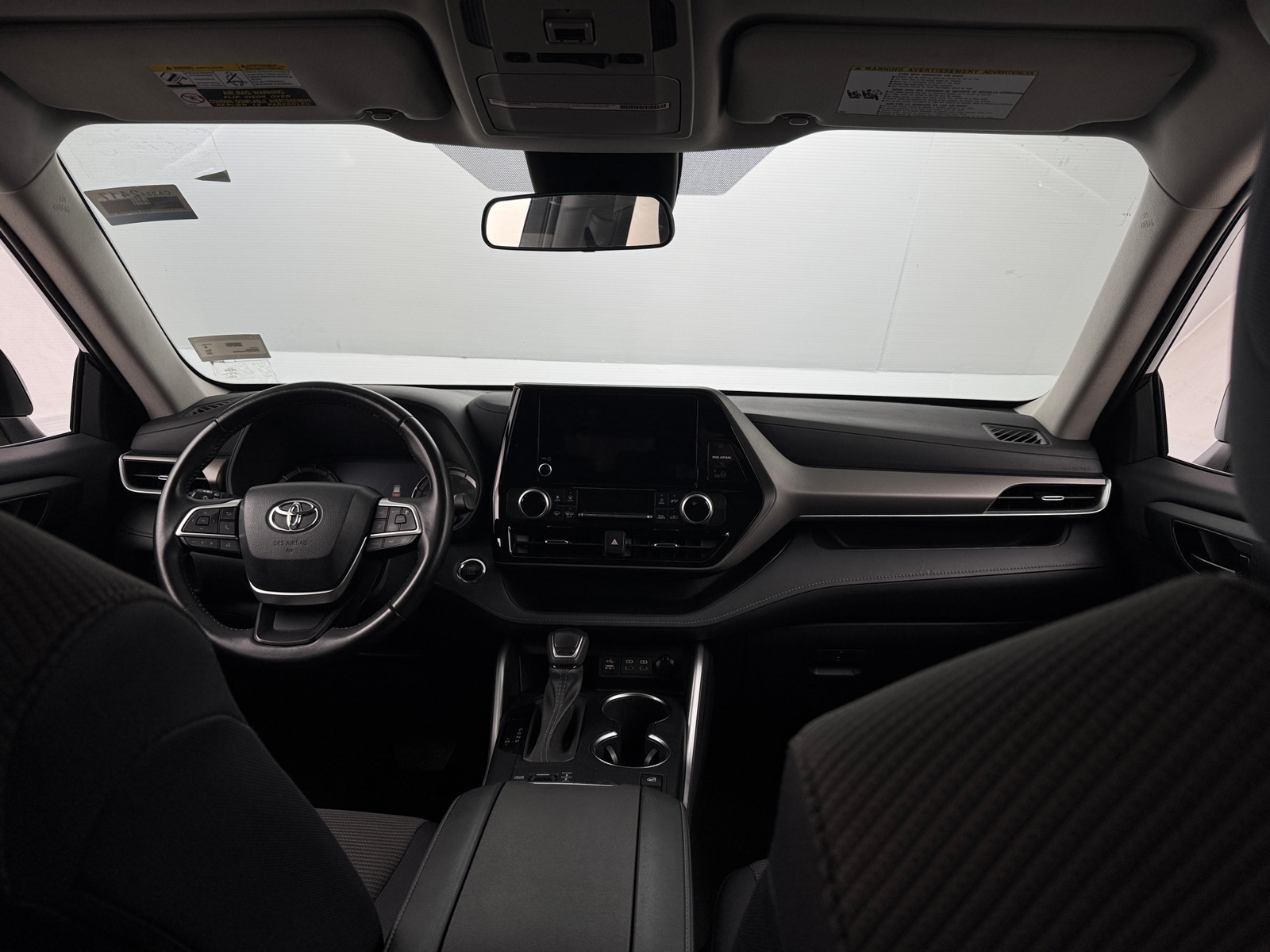 Thumbnail: 2023 Toyota Highlander - 3