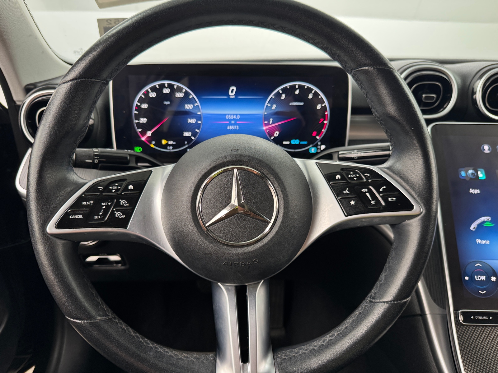 Thumbnail: 2022 Mercedes-Benz C-Class - 4