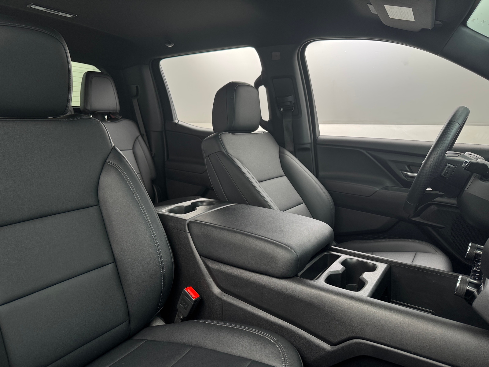 Thumbnail: 2024 Chevrolet Silverado EV - 2