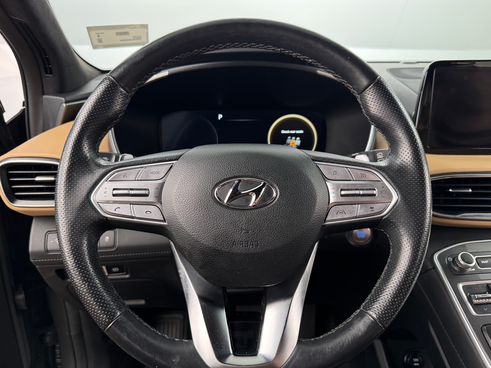 Thumbnail: 2022 Hyundai Santa Fe - 4