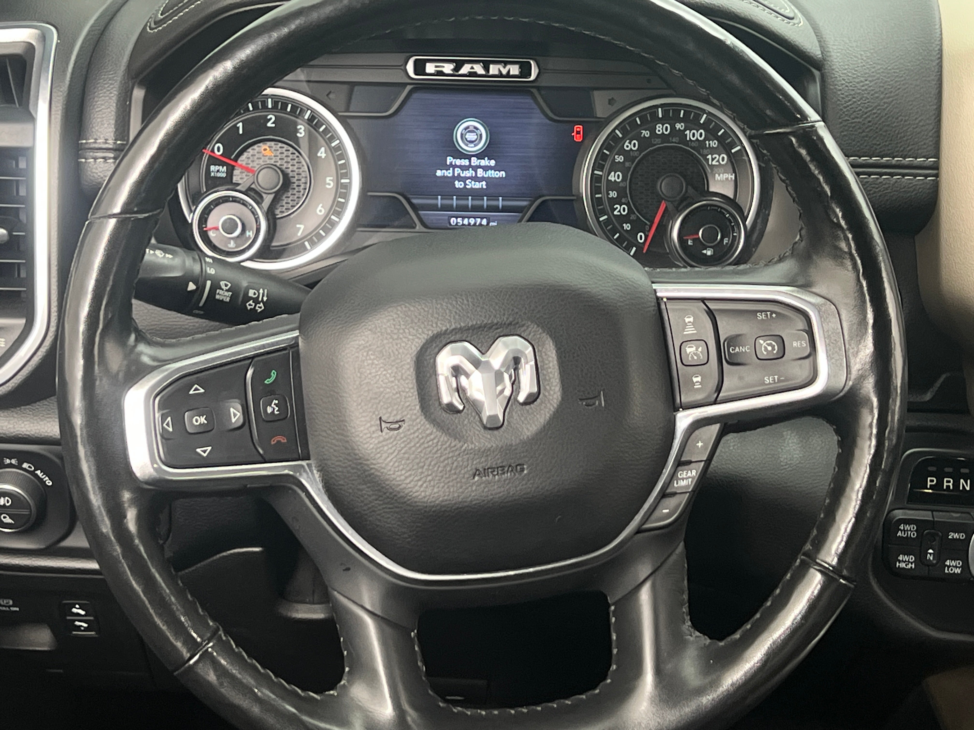 2019 RAM 1500 Laramie 4