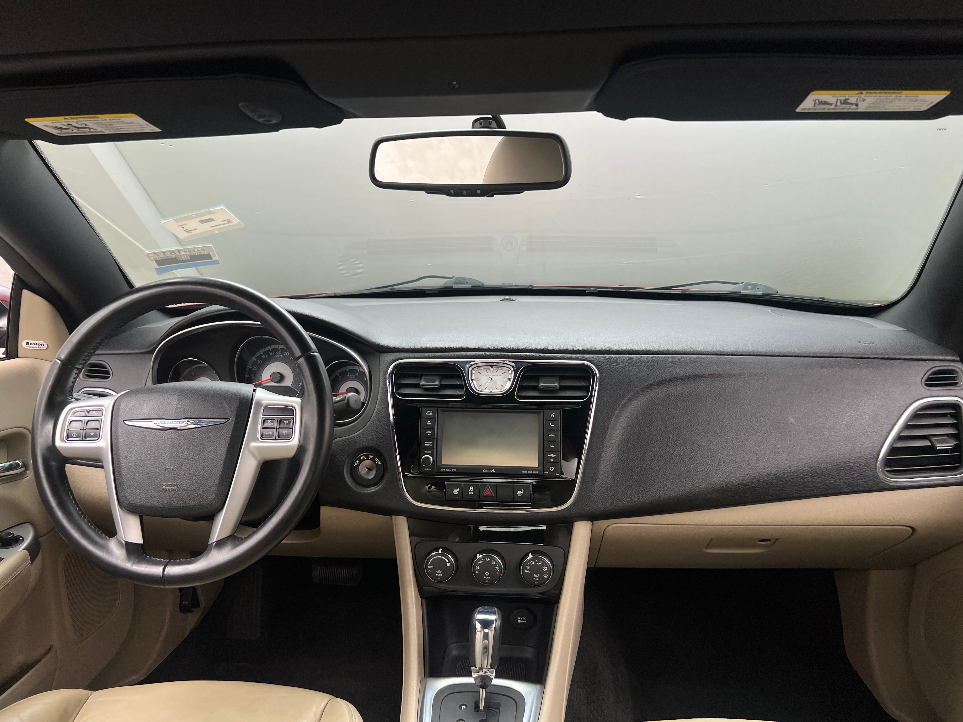 Thumbnail: 2011 Chrysler 200 - 2