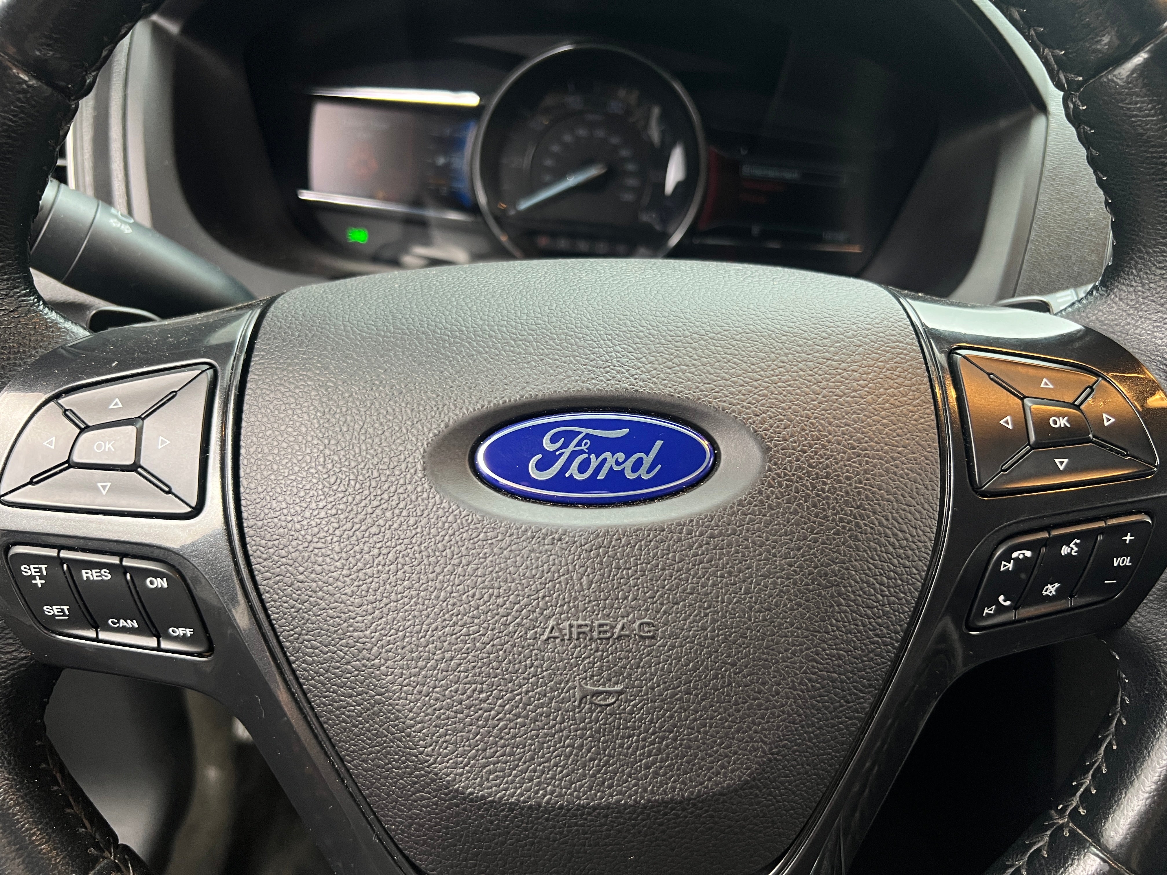 Thumbnail: 2017 Ford Explorer - 4