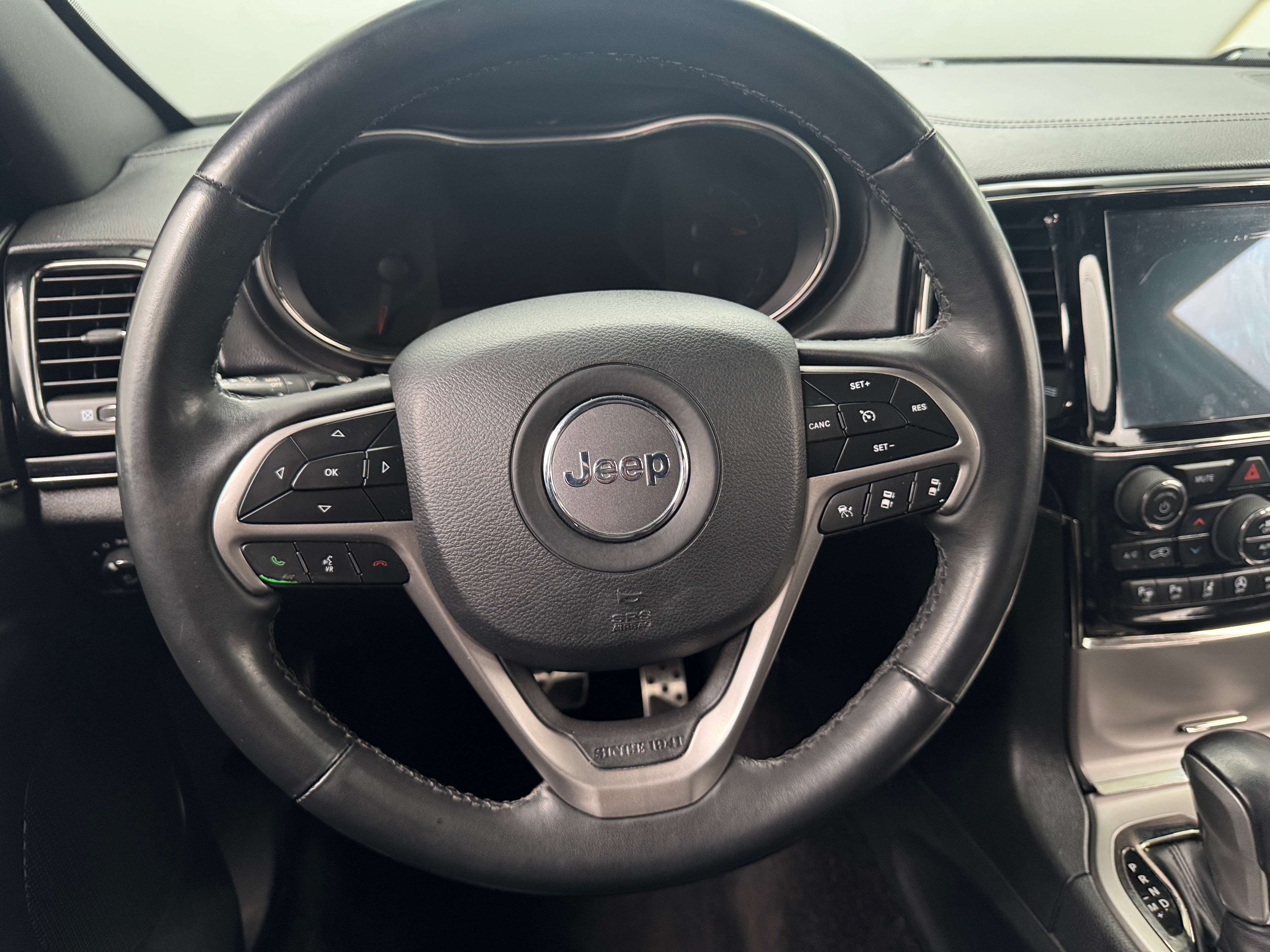 Thumbnail: 2019 Jeep Grand Cherokee - 4