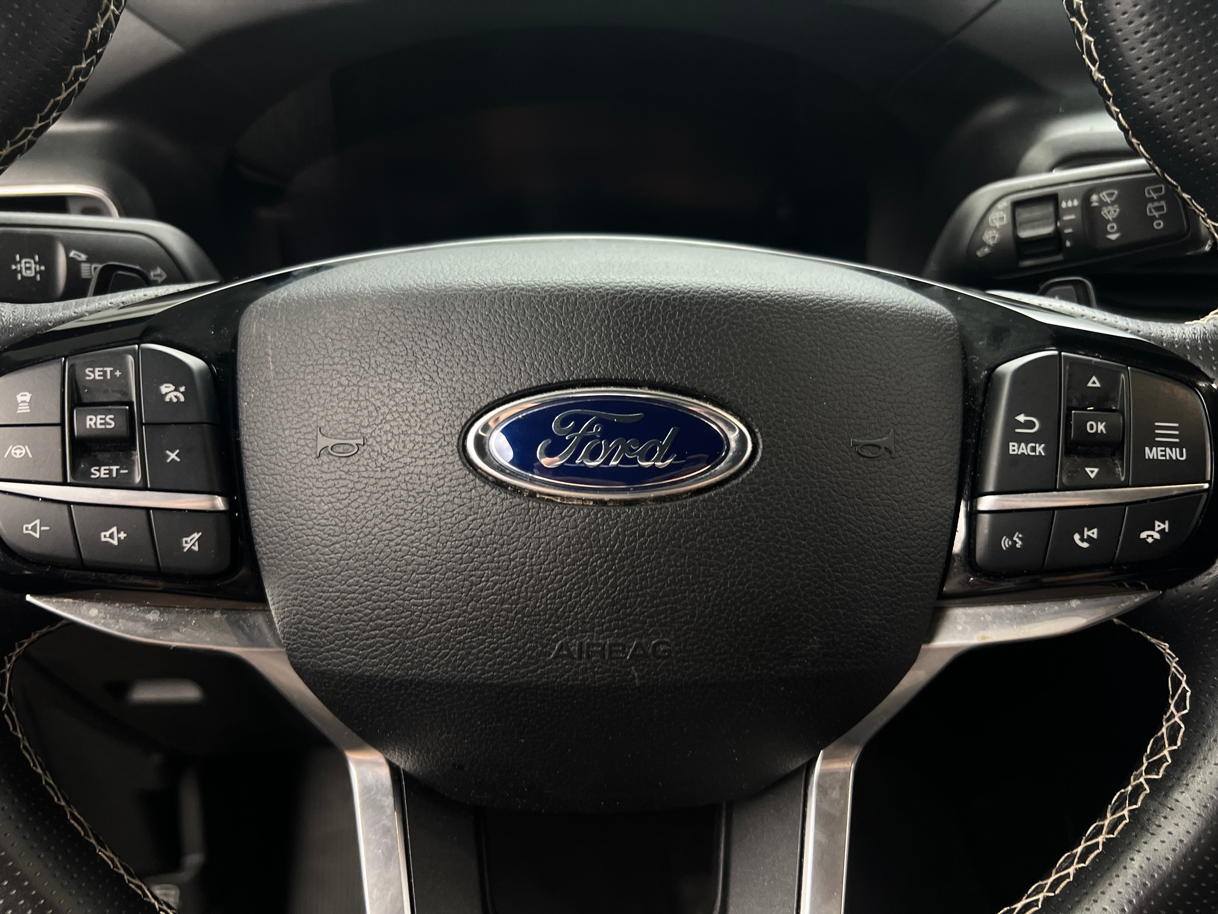 Thumbnail: 2021 Ford Explorer - 4