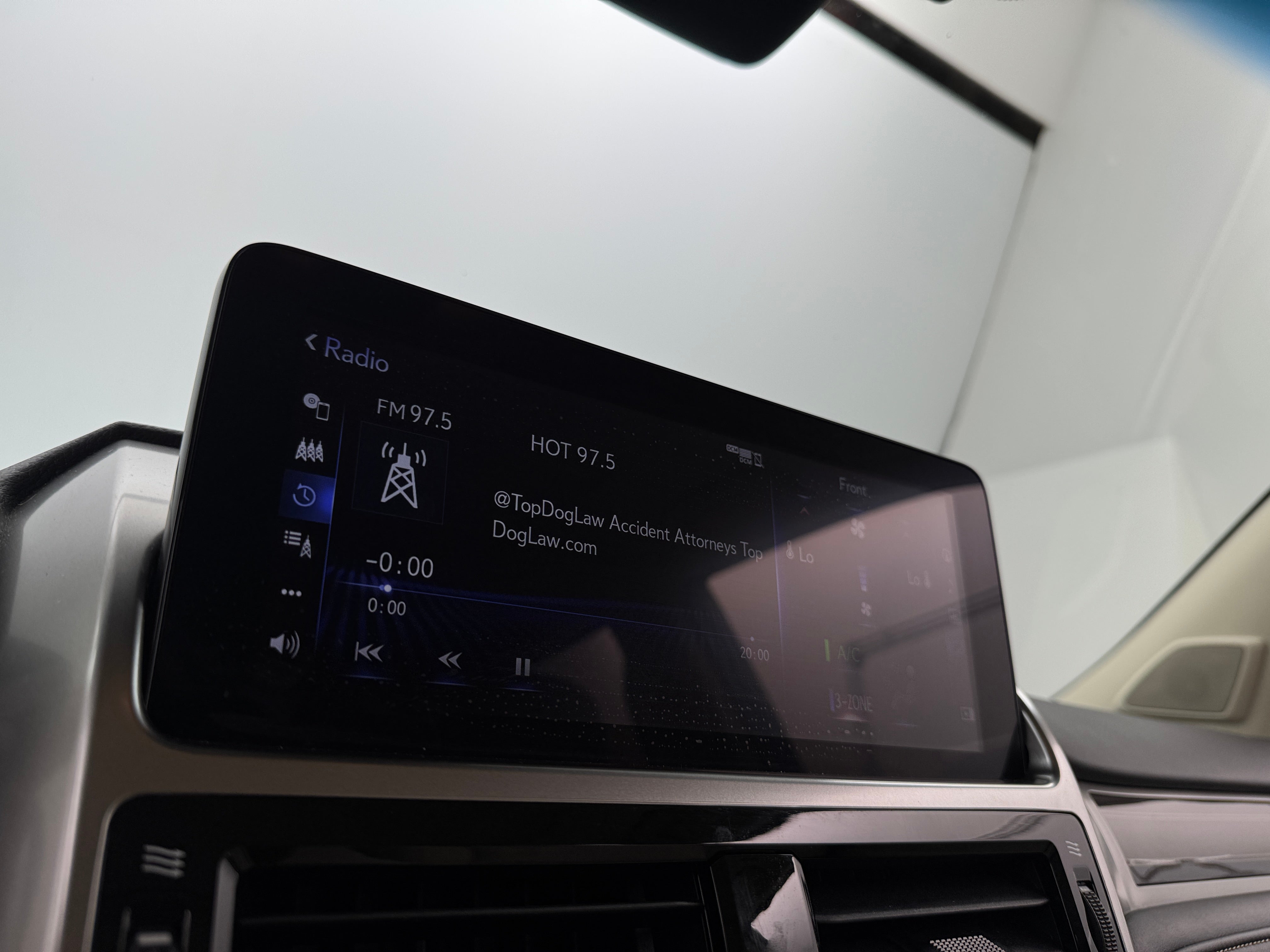 Thumbnail: 2022 Lexus GX - 3