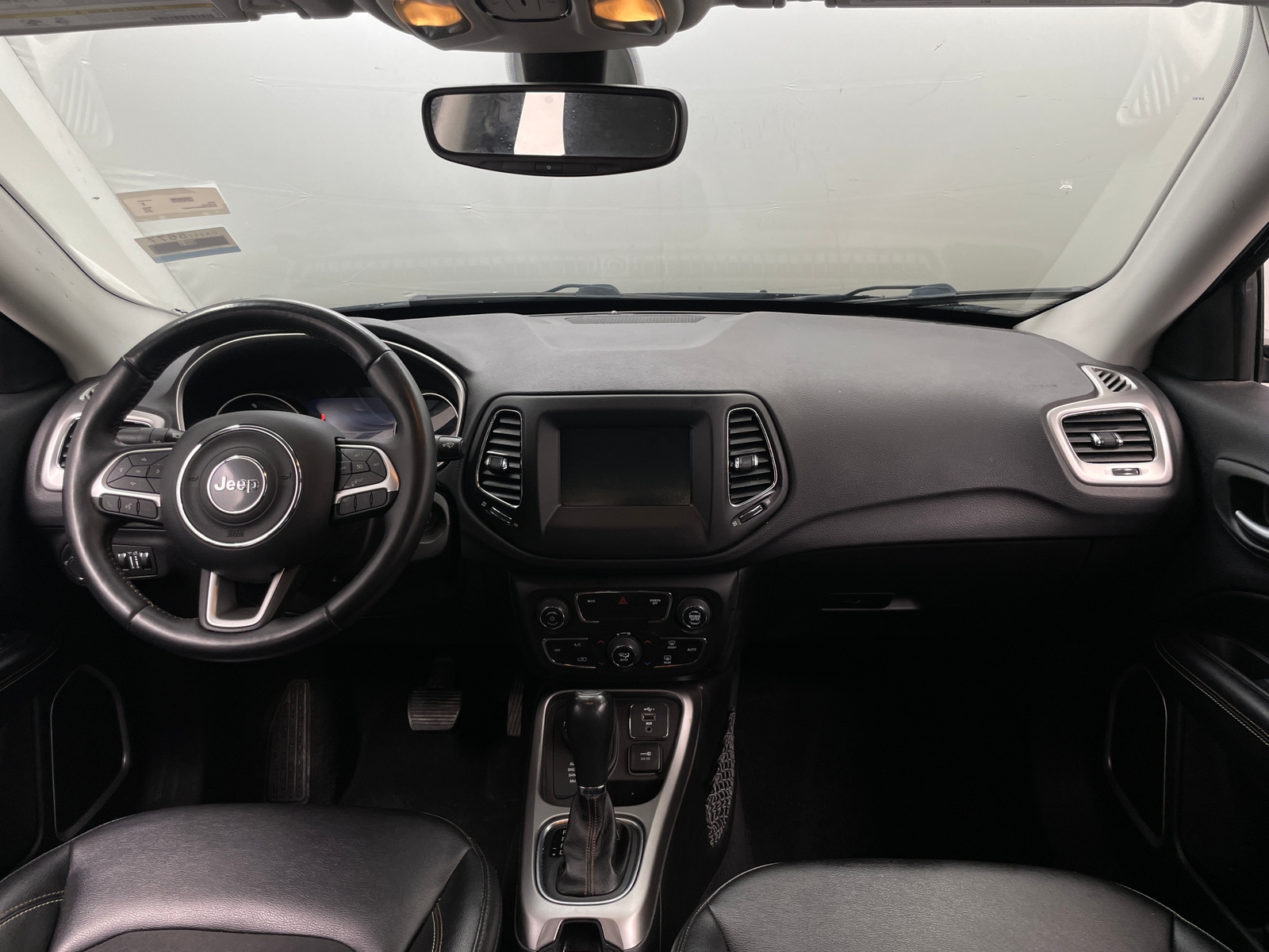 Thumbnail: 2019 Jeep Compass - 3